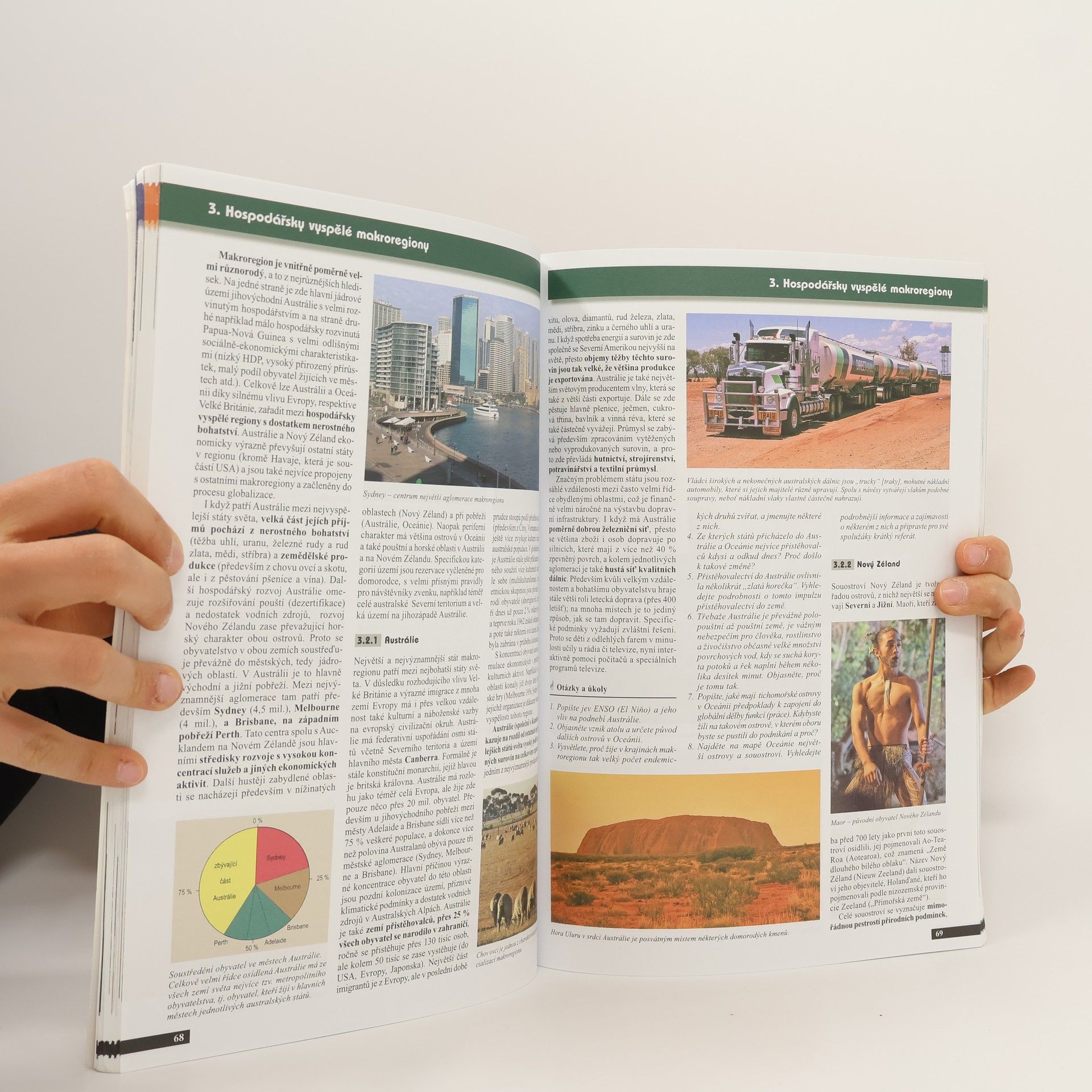 Jiří Anděl Makroregiony světa: Regionální geografie pro gymnázia