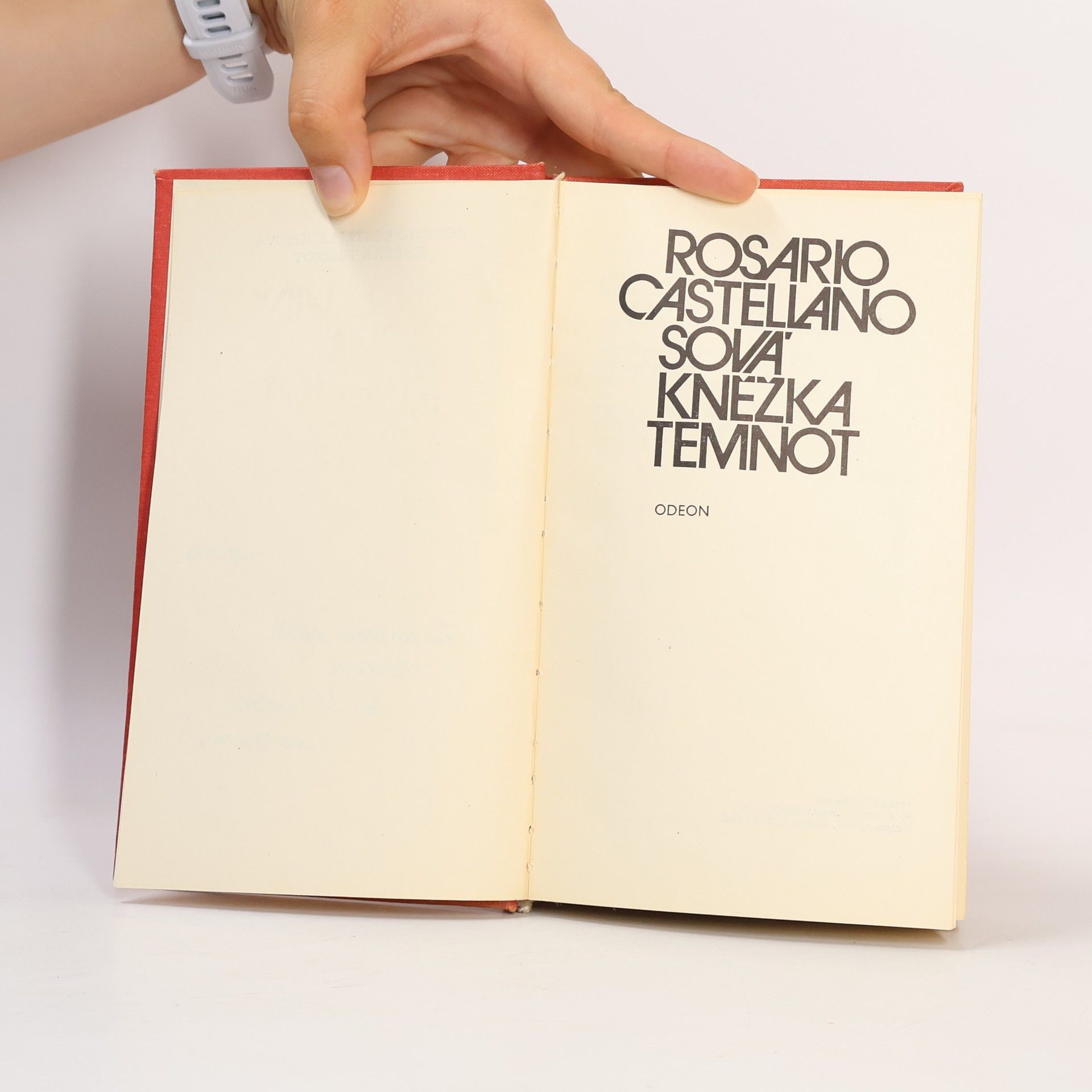 Rosario Castellanos Kněžka temnot