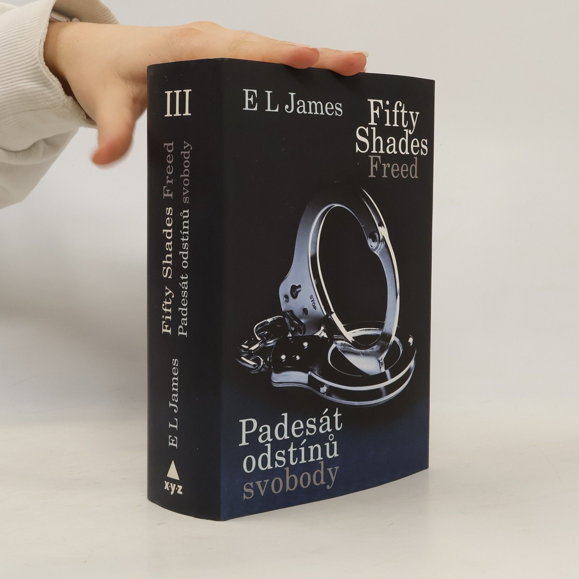 E L James Padesát odstínů svobody