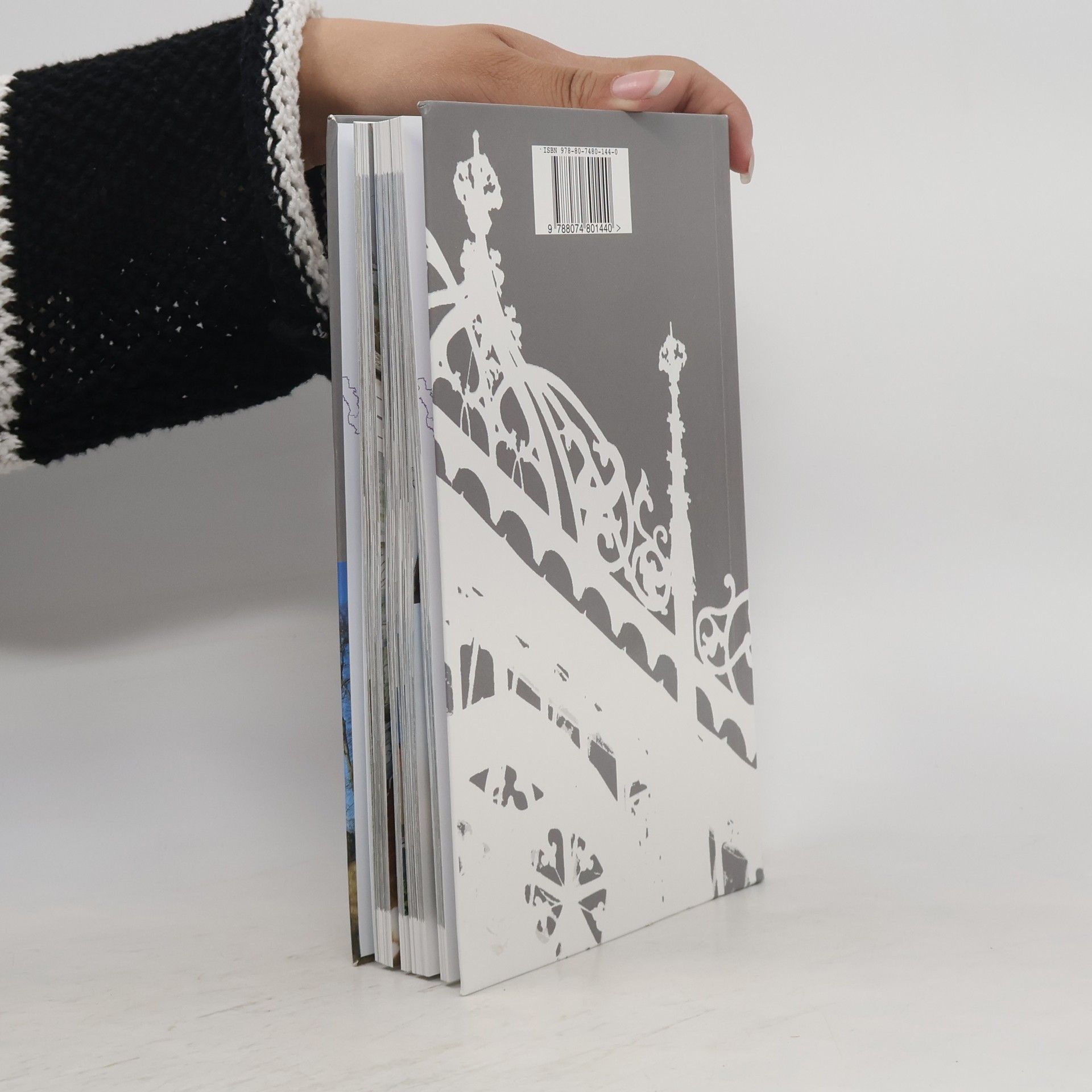 Karel Kuča Guidebook to monuments : managed by the National Heritage Institute in the Czech Republic