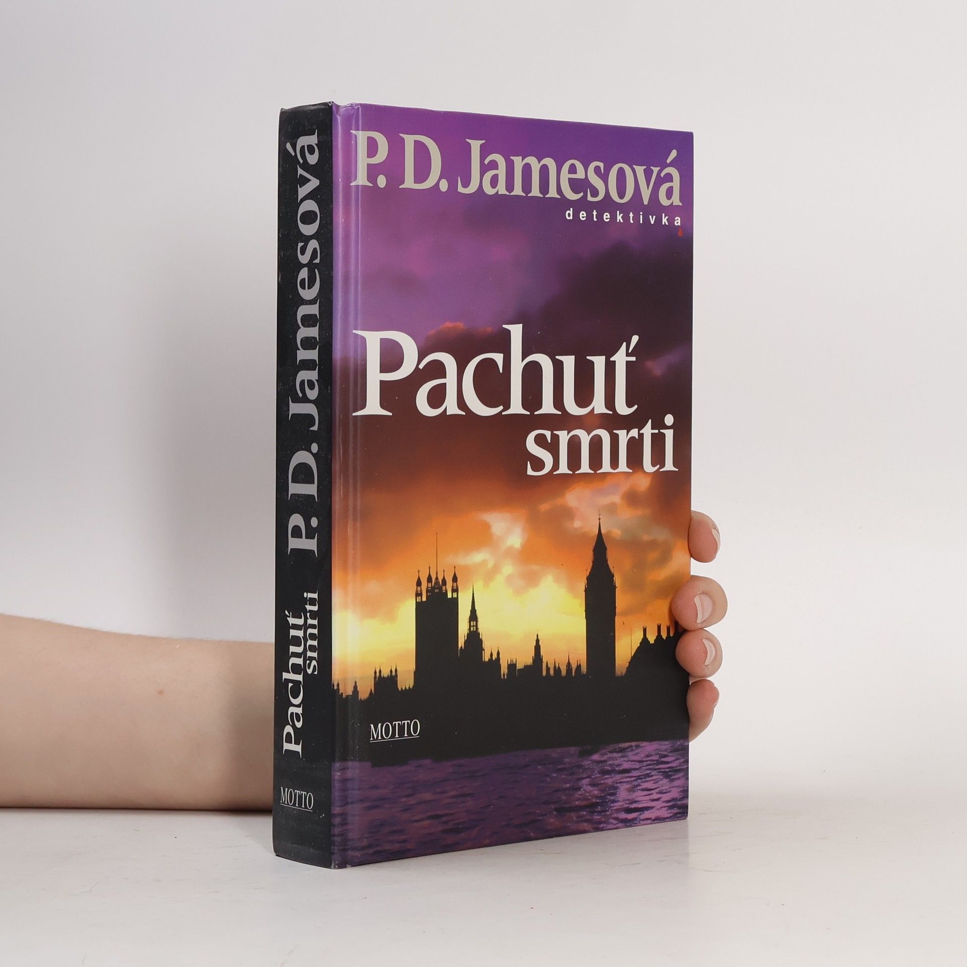 Phyllis Dorothy James Pachuť smrti