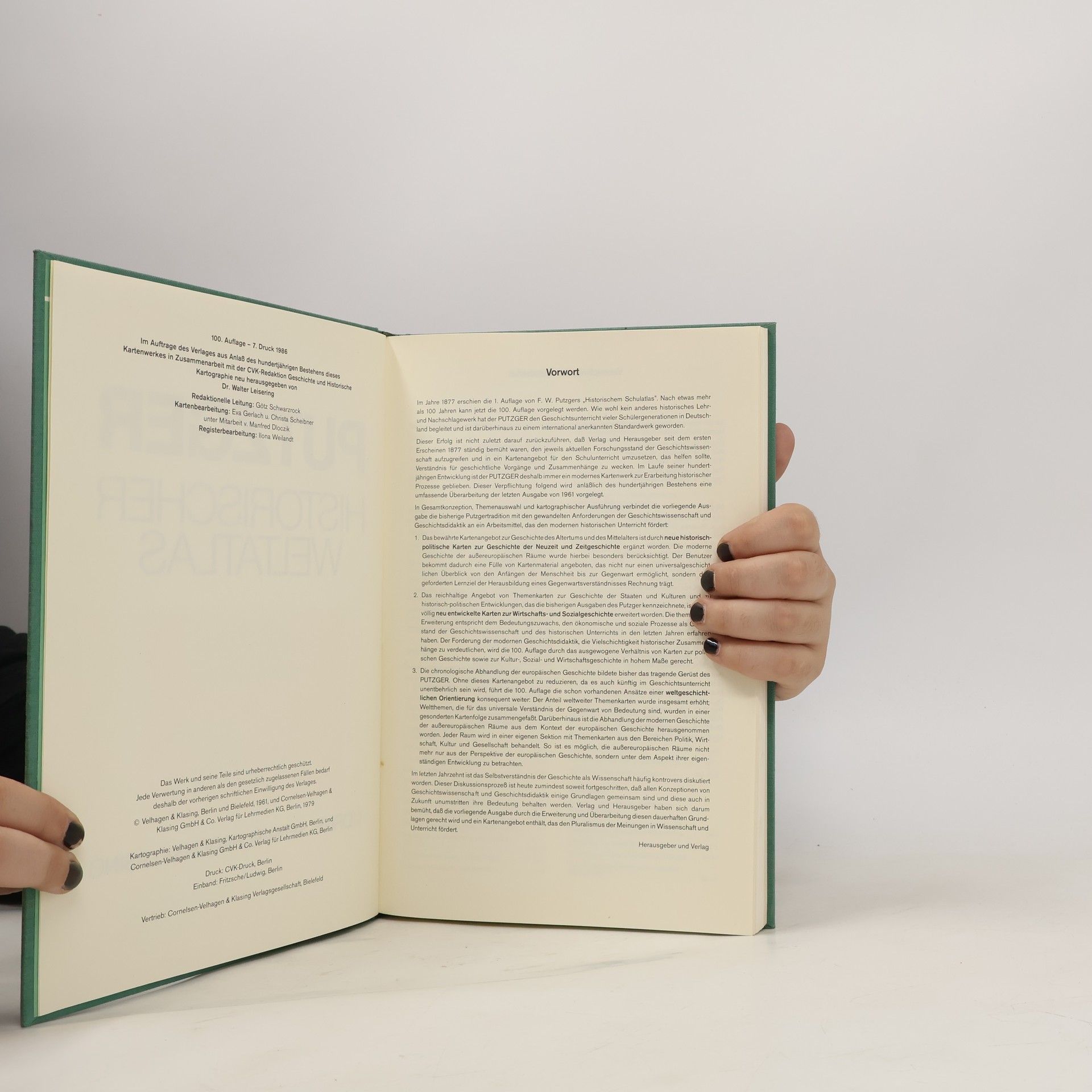 Various authors Putzger. Historischer Weltatlas