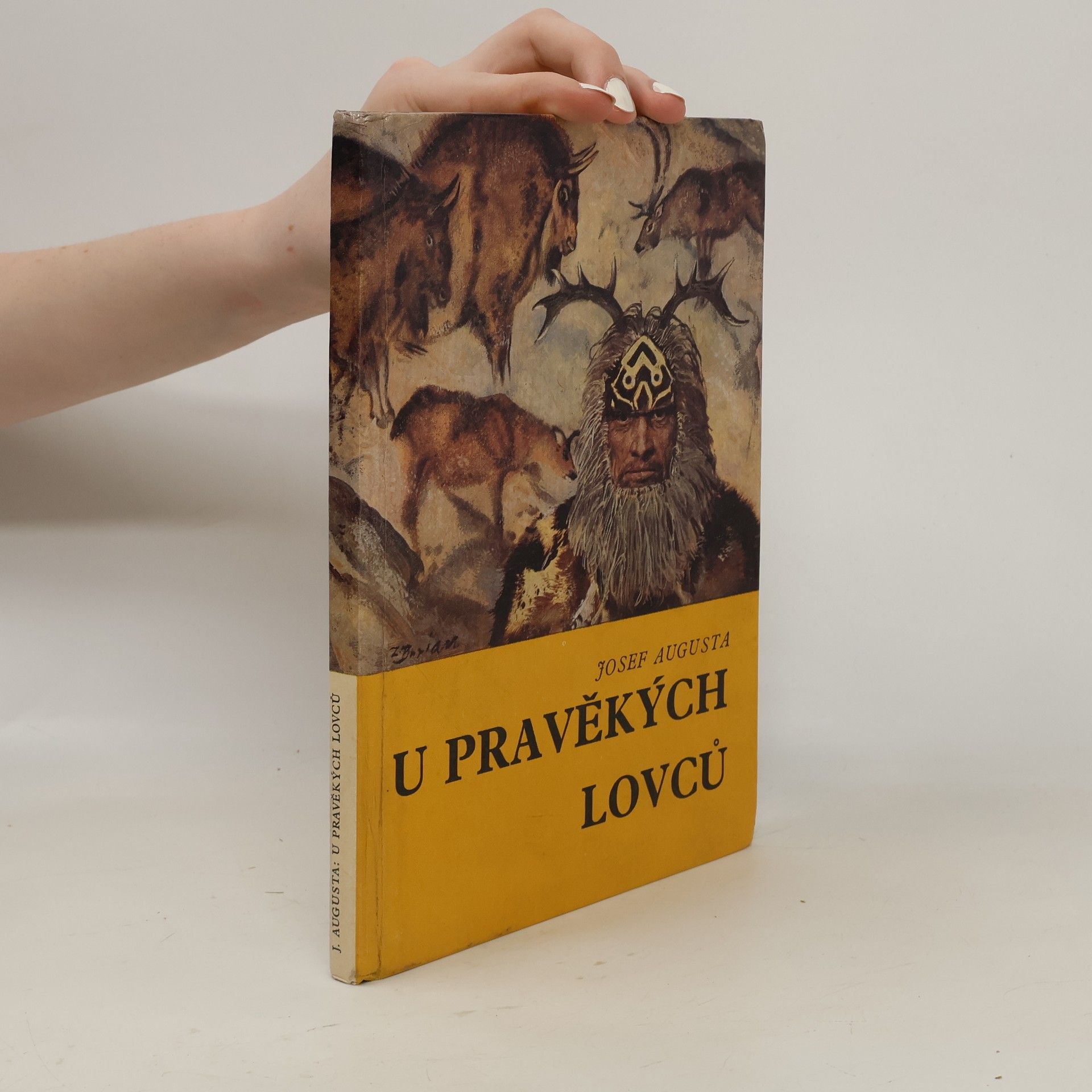 Josef Augusta U pravěkých lovců