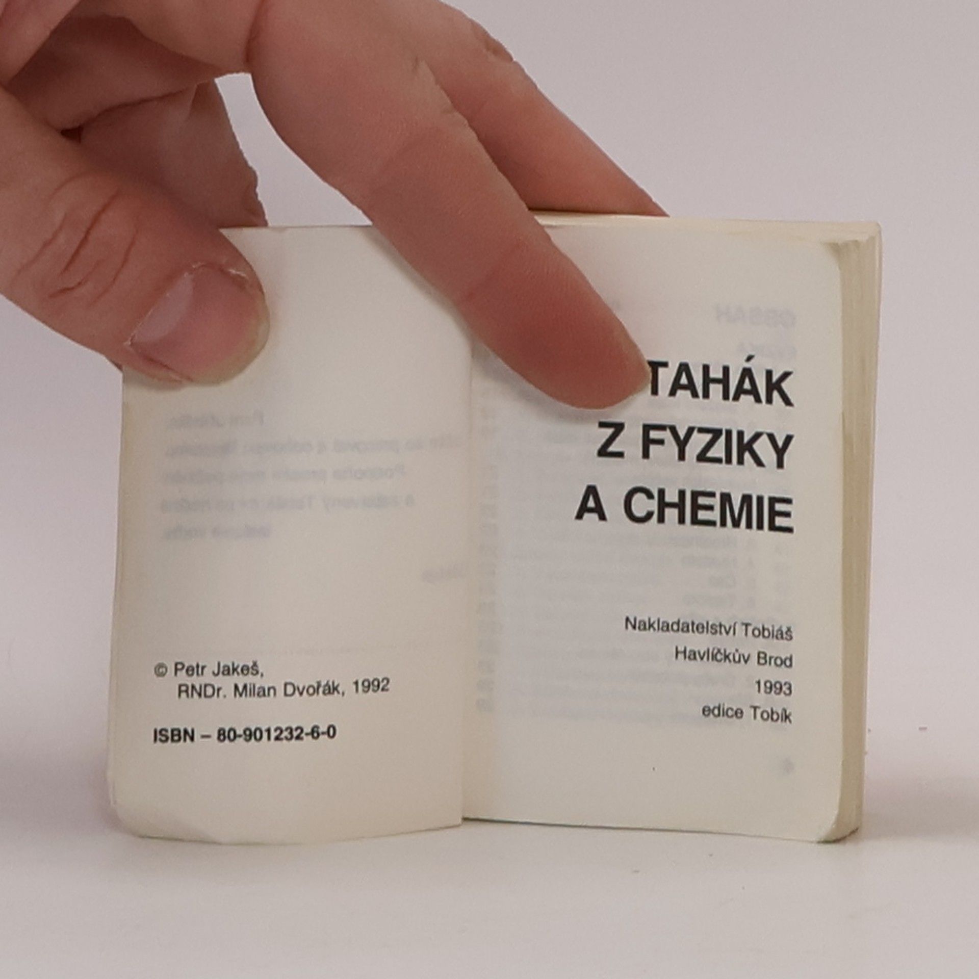 Petr Jakeš Tahák z fyziky a chemie