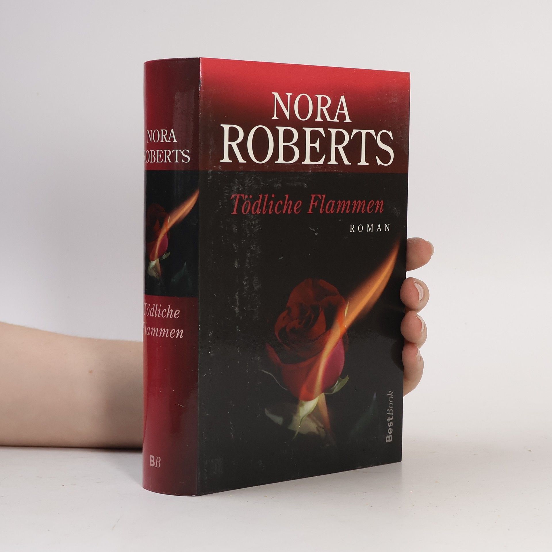 Nora Roberts Tödliche Flammen