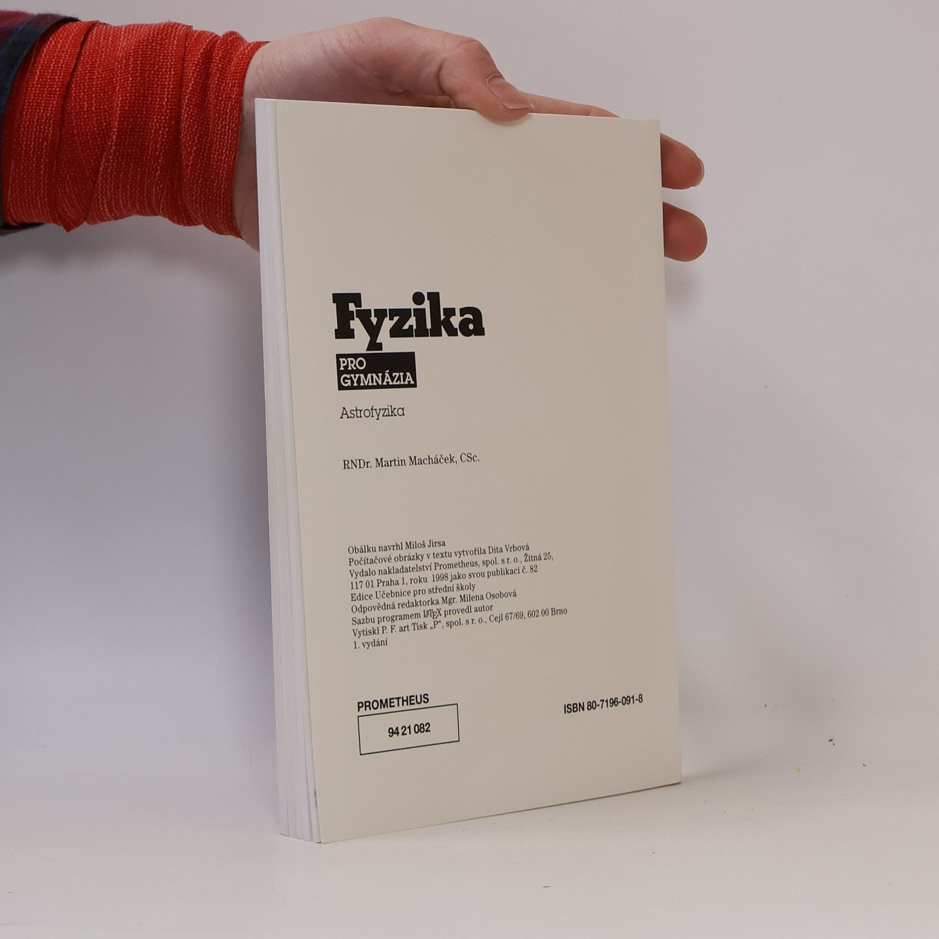 Martin Macháček Fyzika pro gymnázia: Astrofyzika