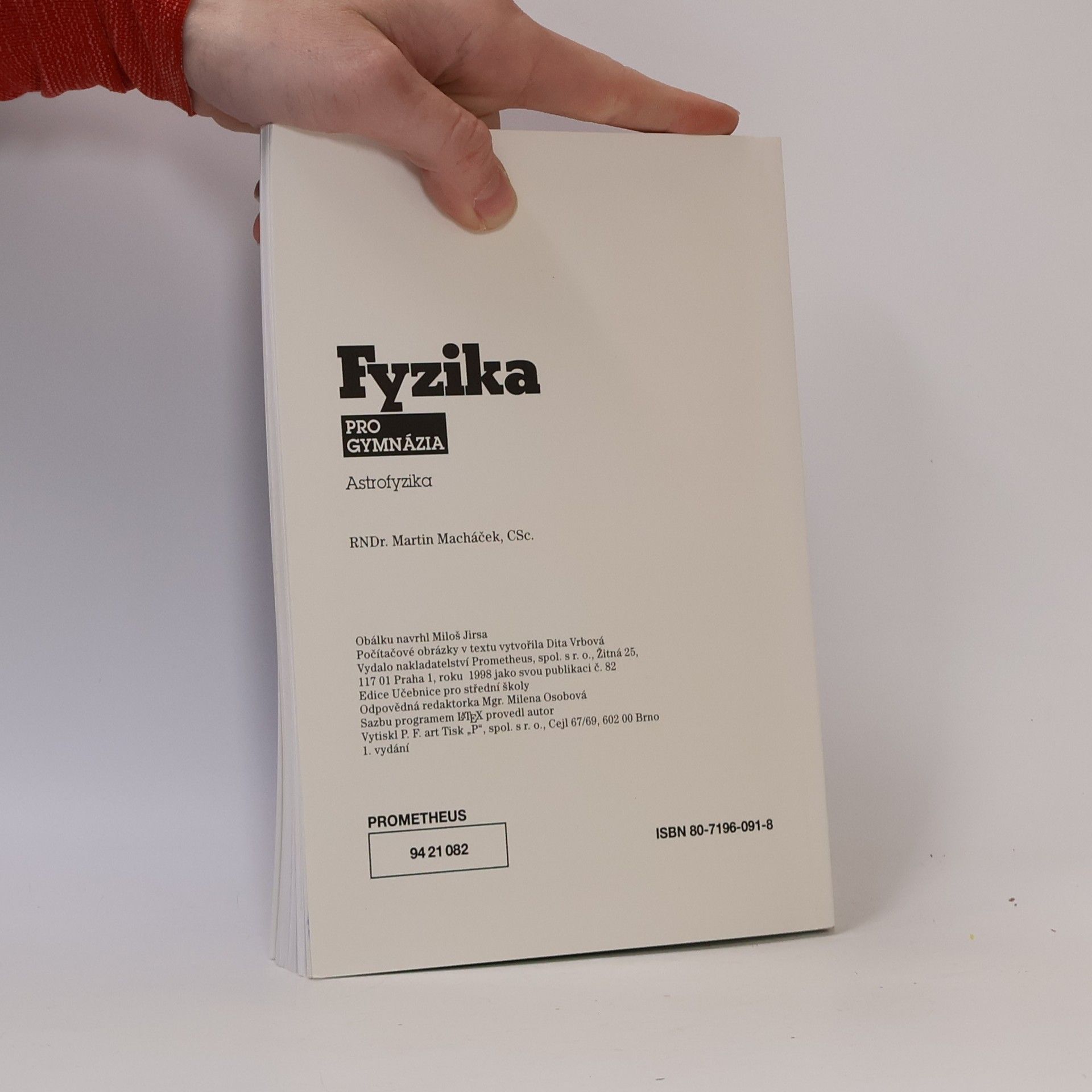 Martin Macháček Fyzika pro gymnázia: Astrofyzika