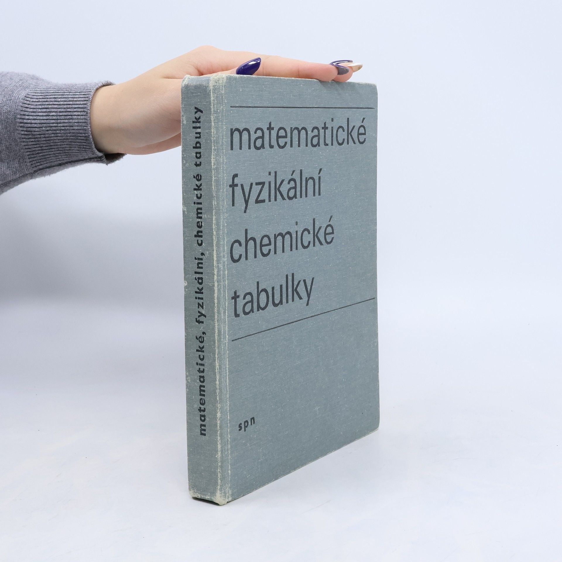 Jiří Mikulčák Matematické, fyzikální a chemické tabulky pro střední školy