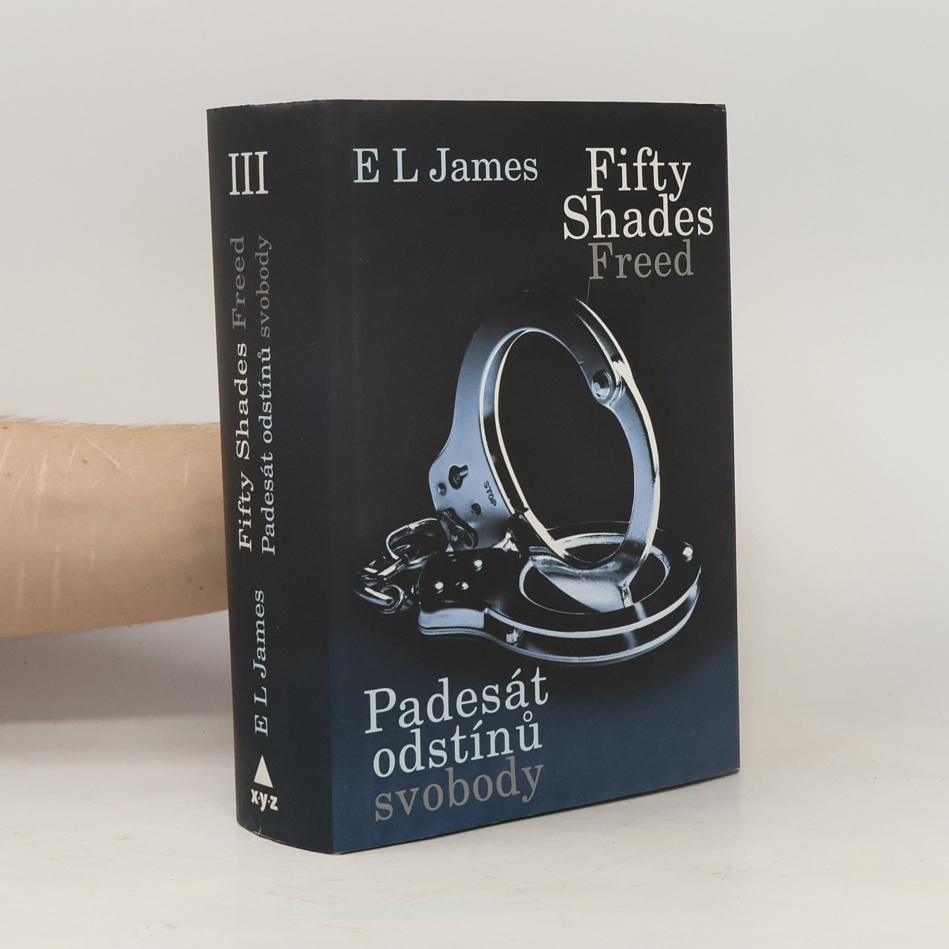 E. L. James Padesát odstínů svobody
