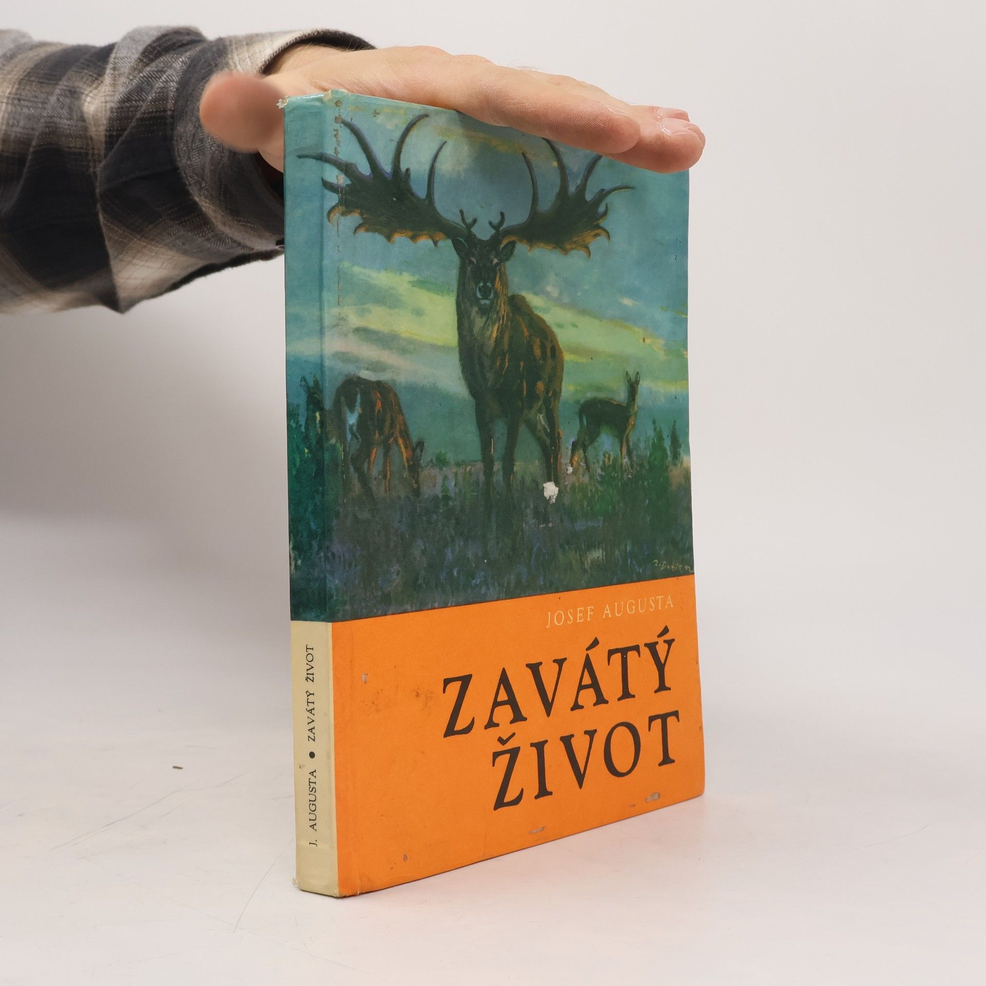 Josef Augusta Zavátý život