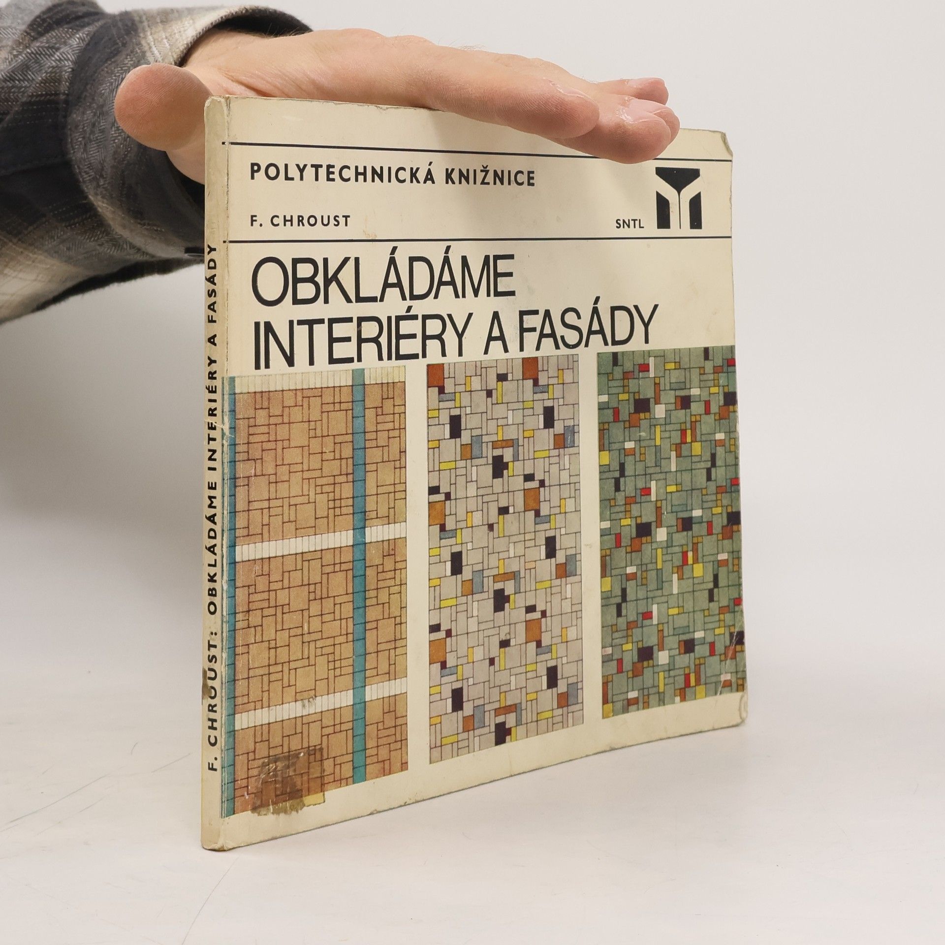 Obkládáme interiéry a fasády