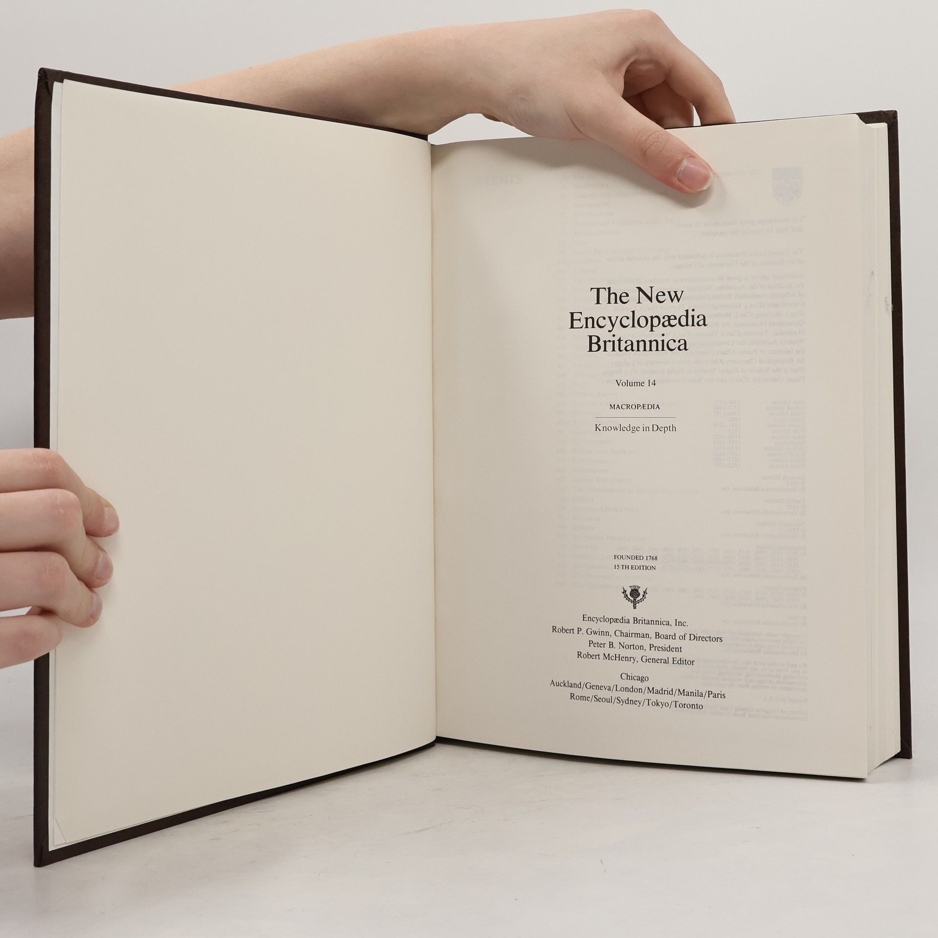 Kolektív autorov The New Encyclopædia Britannica 14