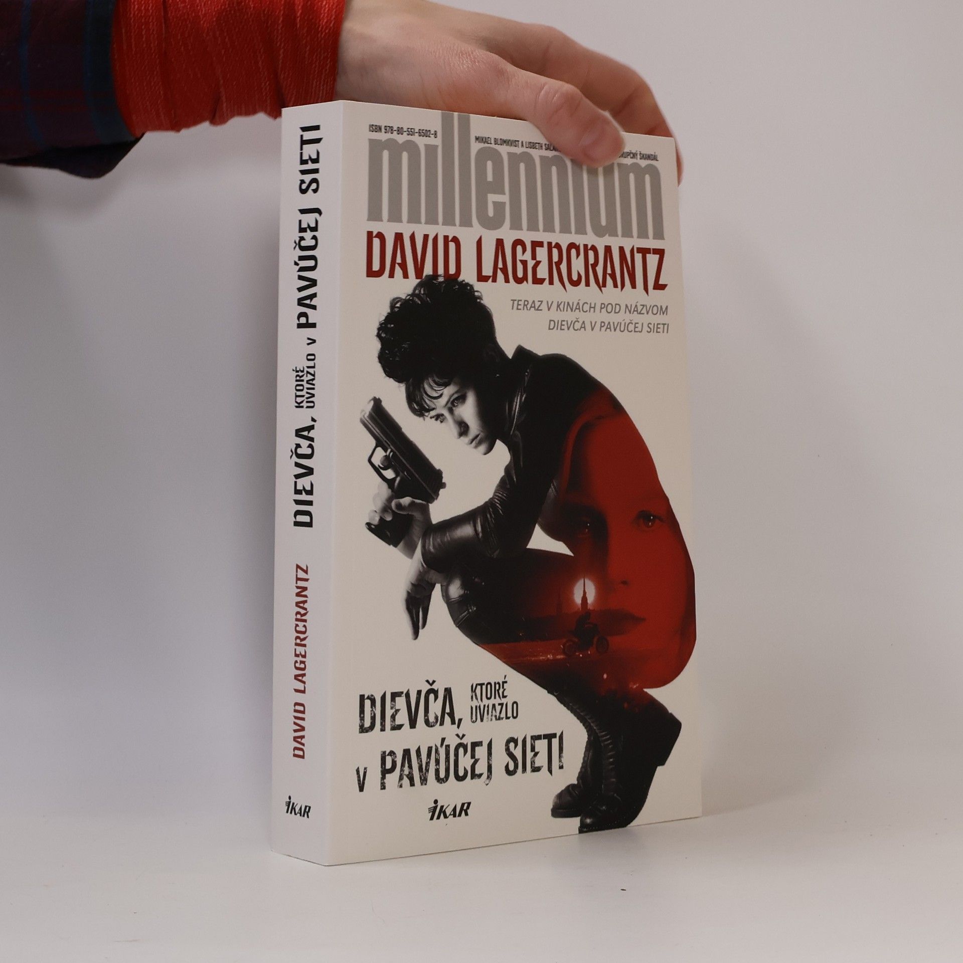 David Lagercrantz Dievča, ktoré uviazlo v pavúčej sieti
