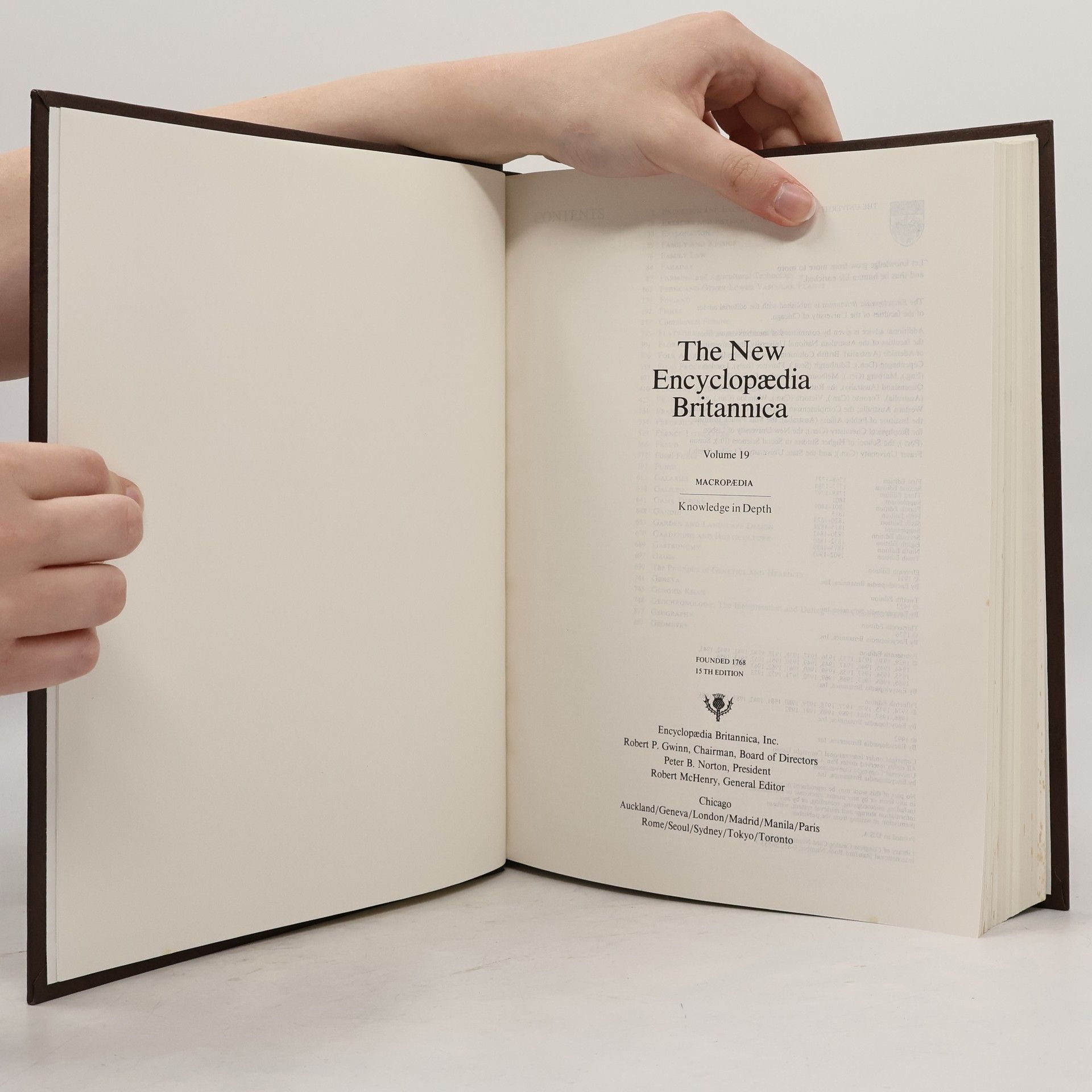 Autorenkollektiv The New Encyclopædia Britannica 19