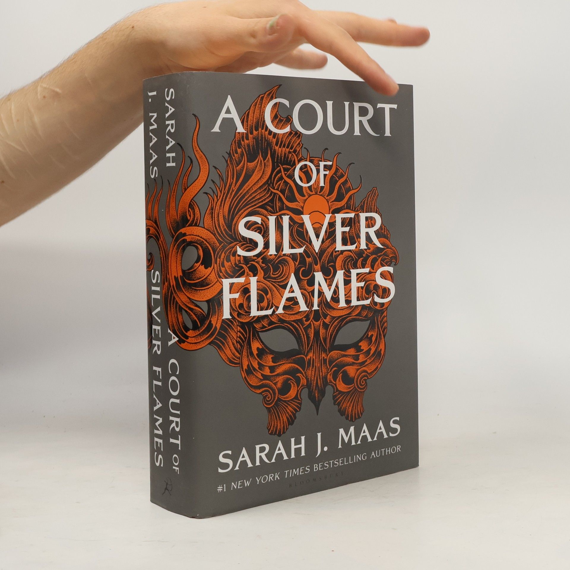Sarah J. Maas A Court Of Silver Flames