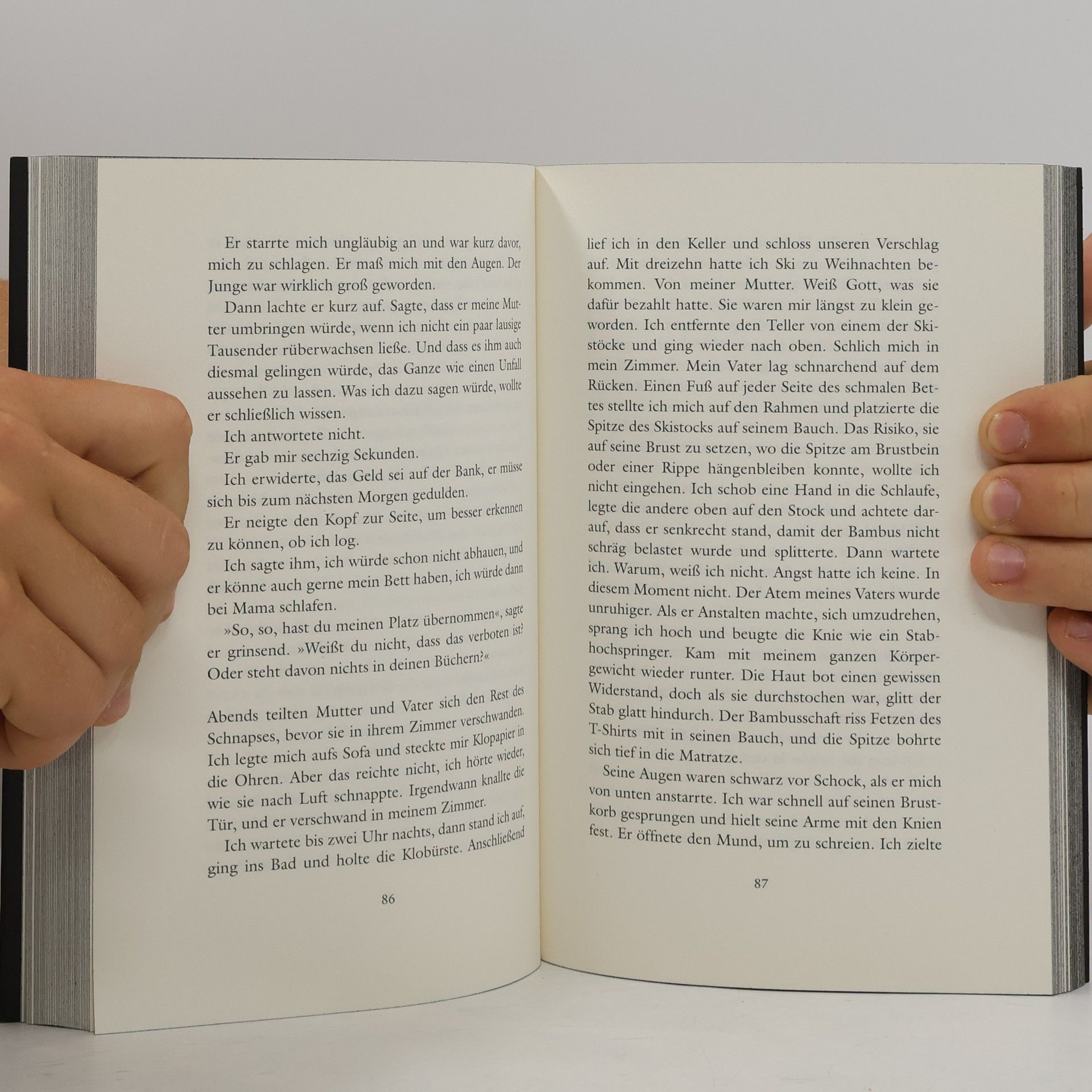 Jo Nesbø Blood on Snow. Der Auftrag