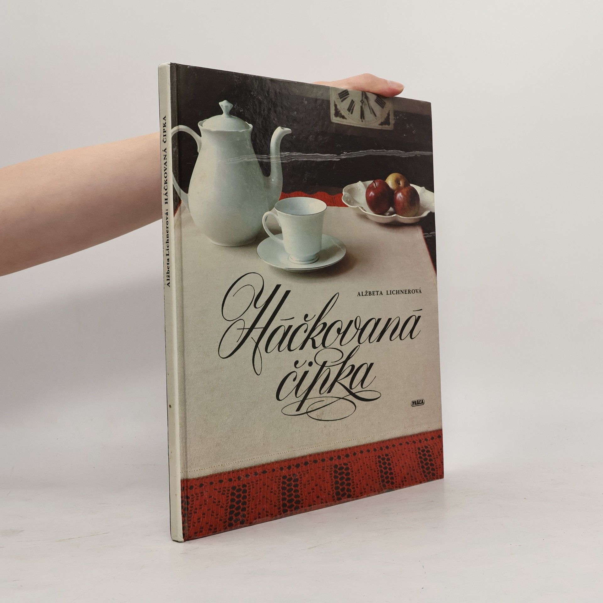 Alžbeta Lichnerová Háčkovaná čipka