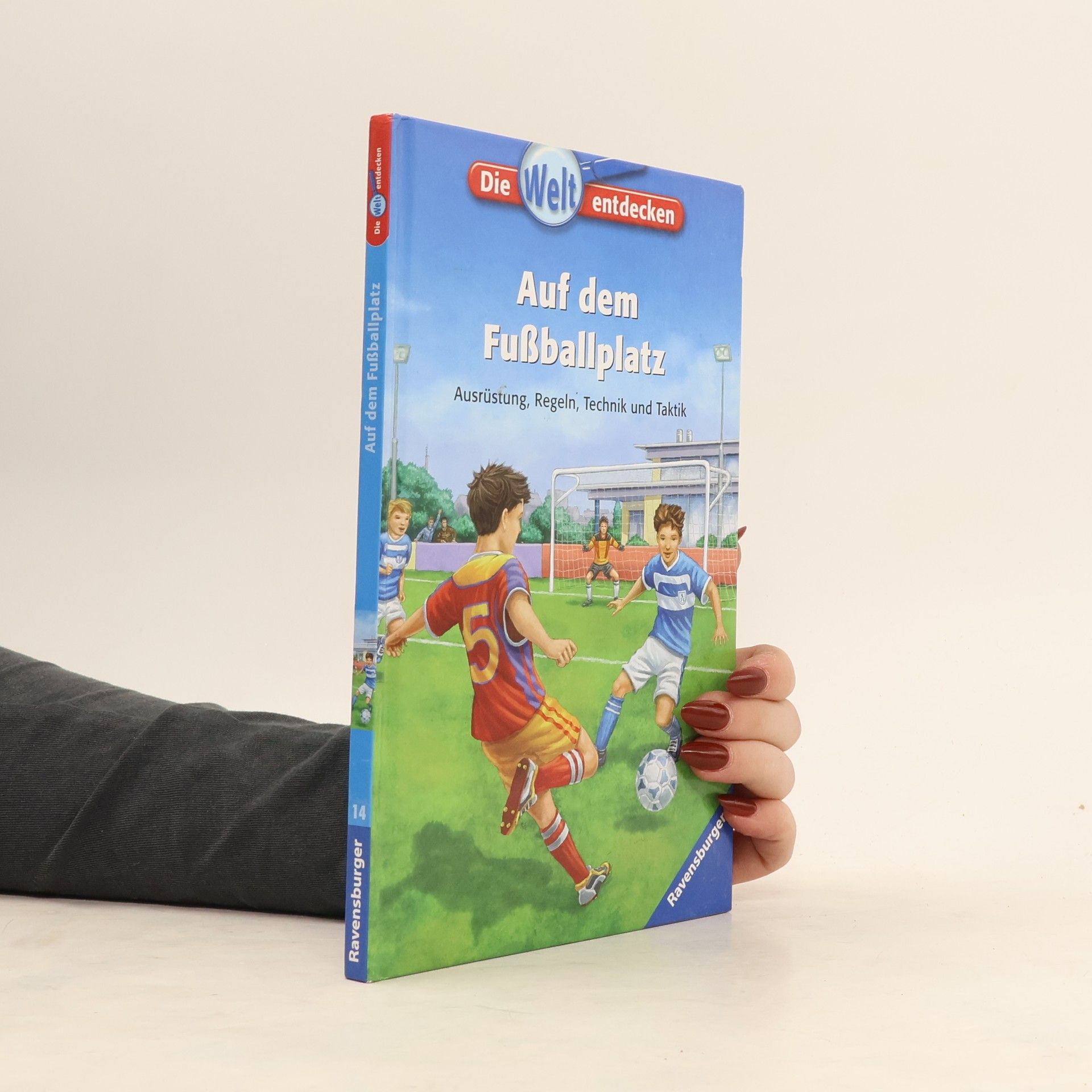 Martina Gorgas Auf dem Fußballplatz