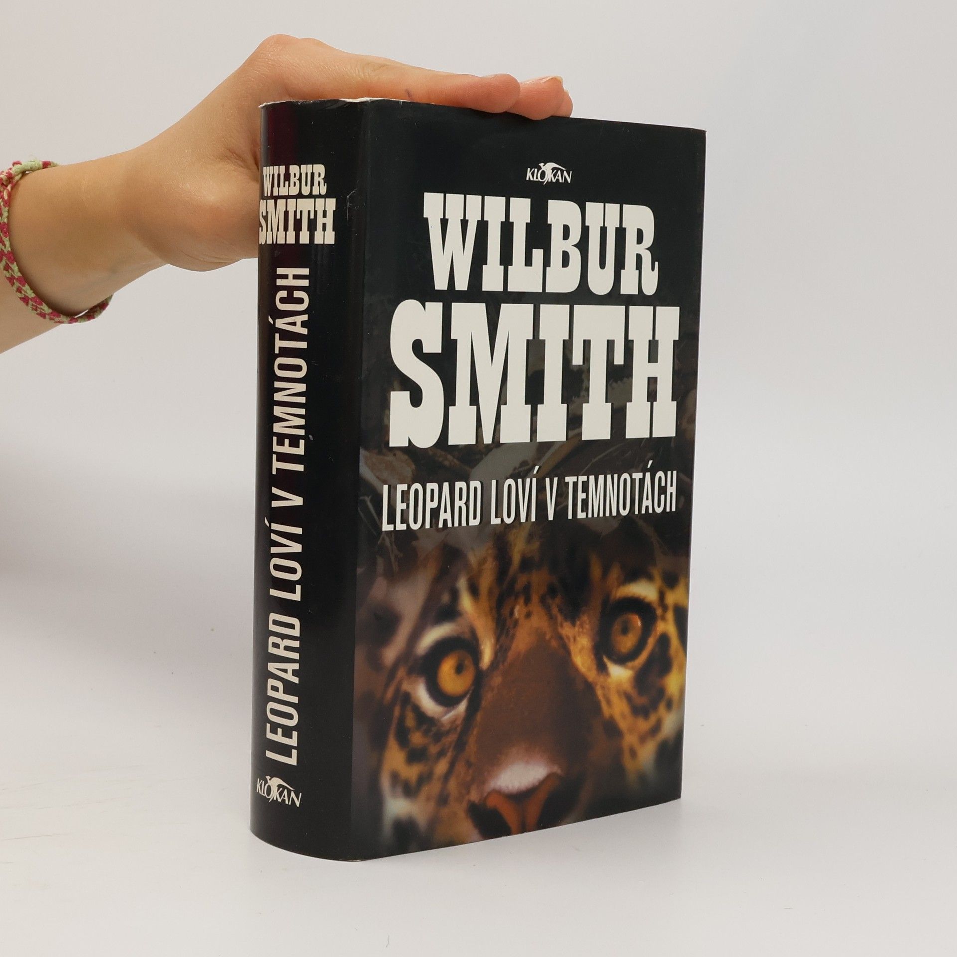 Wilbur A. Smith Leopard loví v temnotách