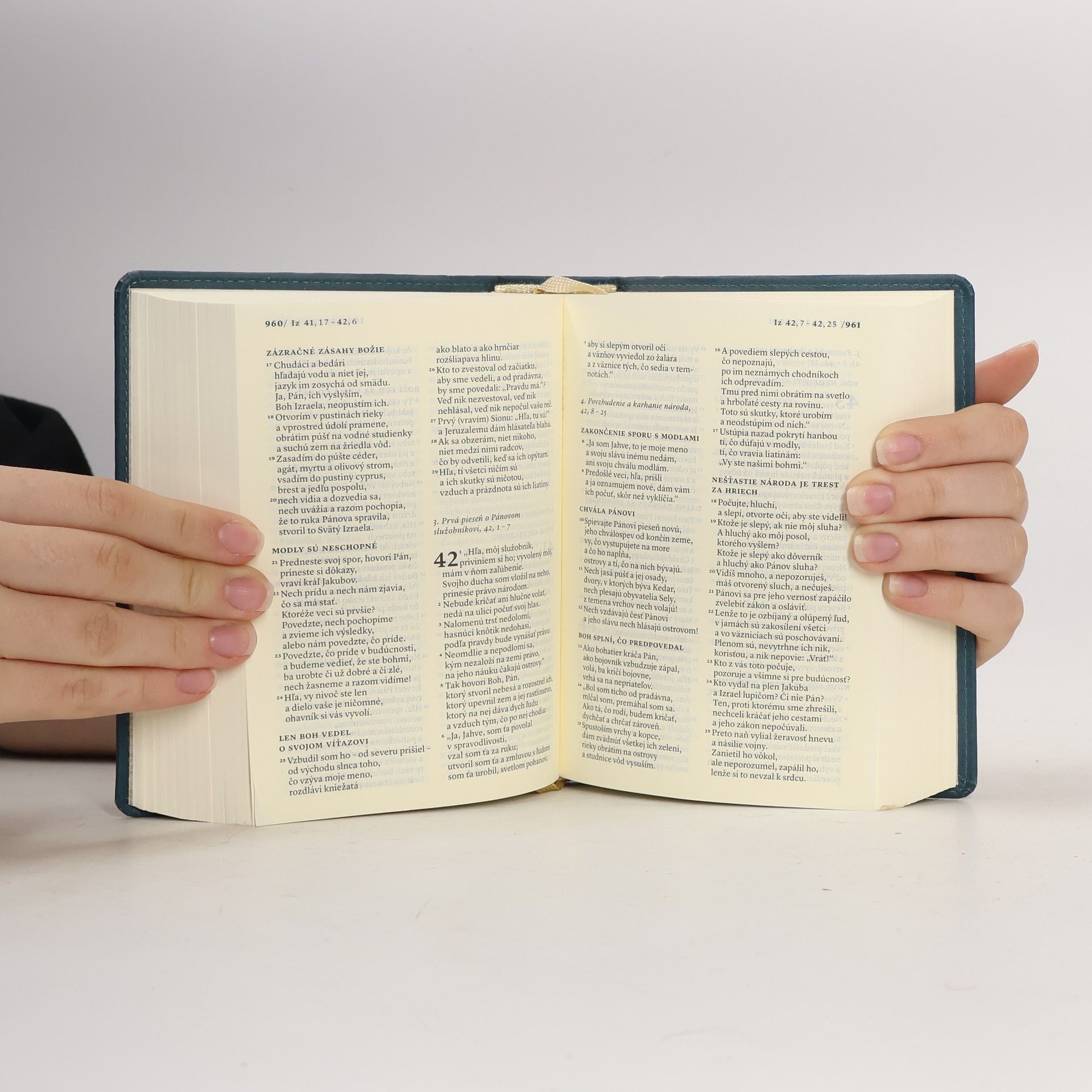 Autorenkollektiv Biblia: Starý a Nový zákon (vrecková)