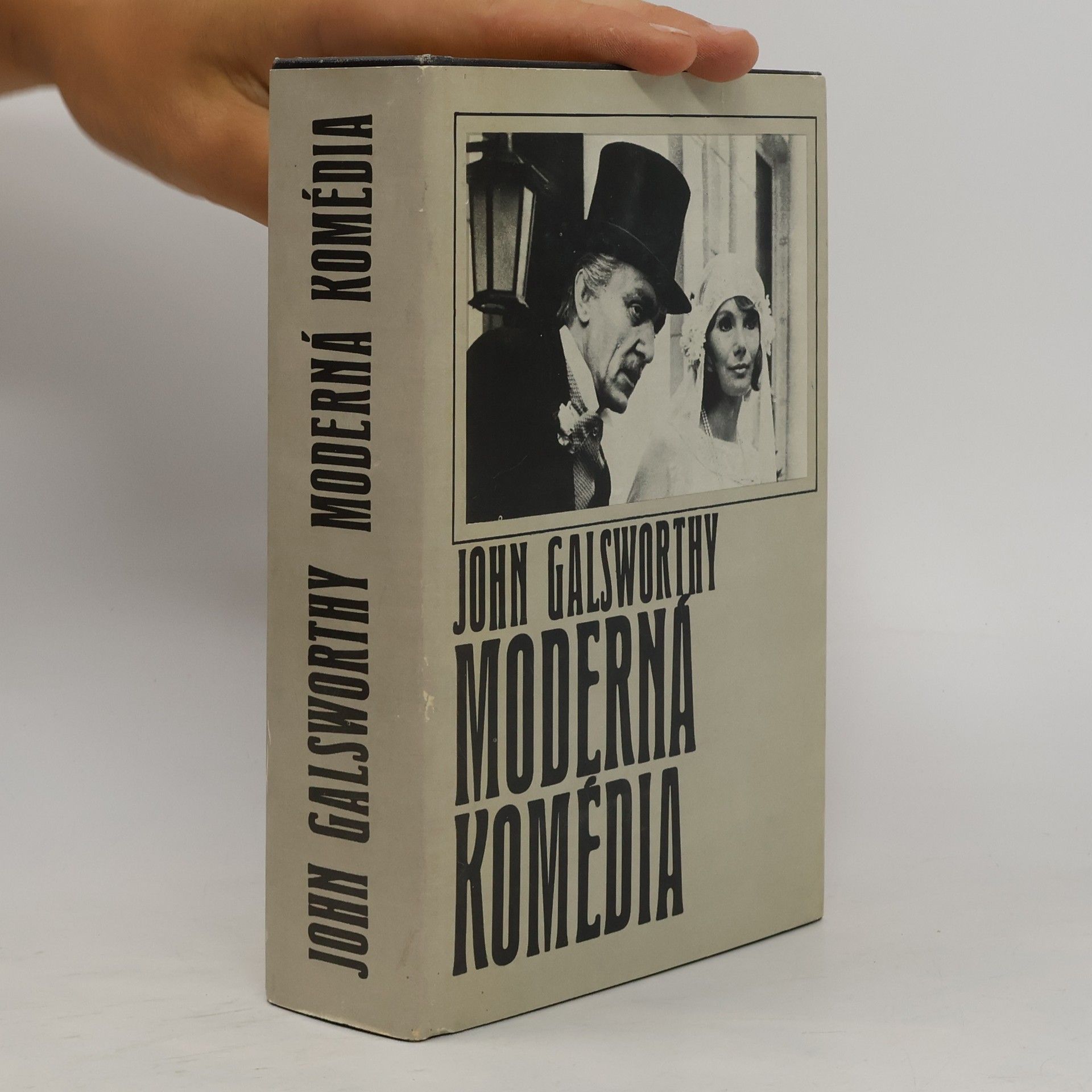 John Galsworthy Moderná komédia