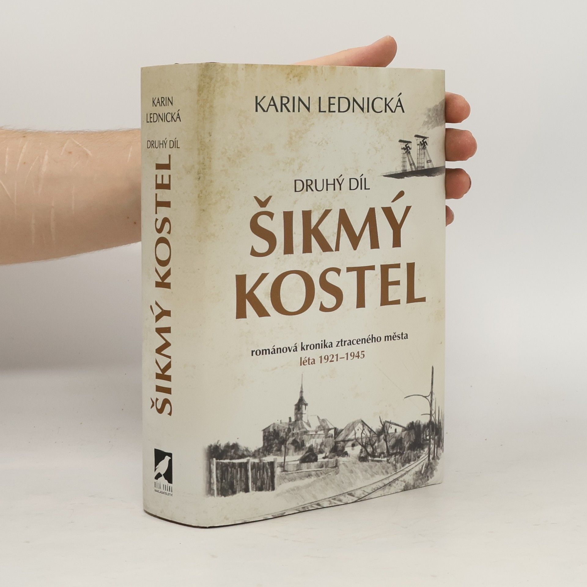 Karin Lednická Šikmý kostel 2