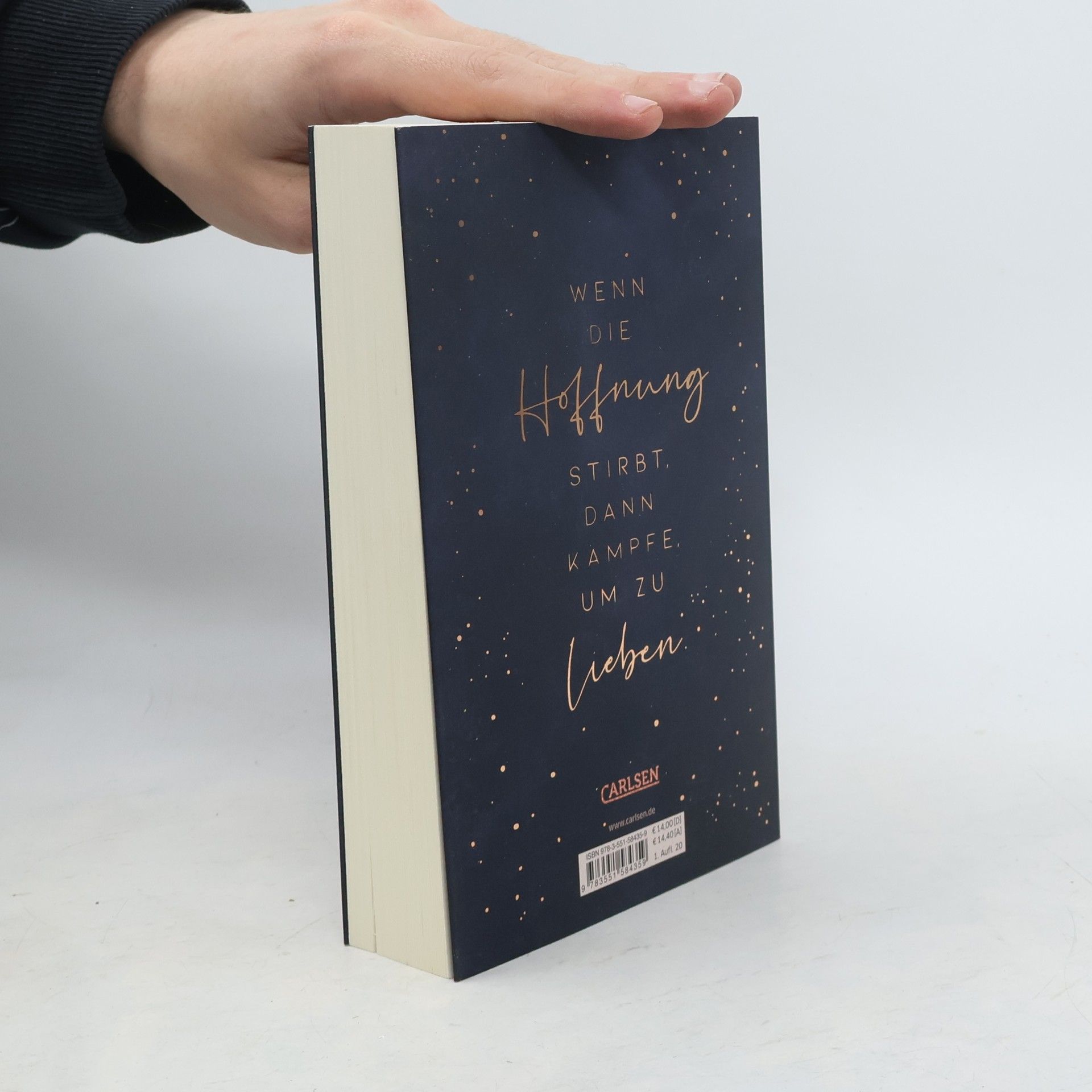 Johanna Danninger Blue Sky Black. Ohne Dunkelheit keine Sterne