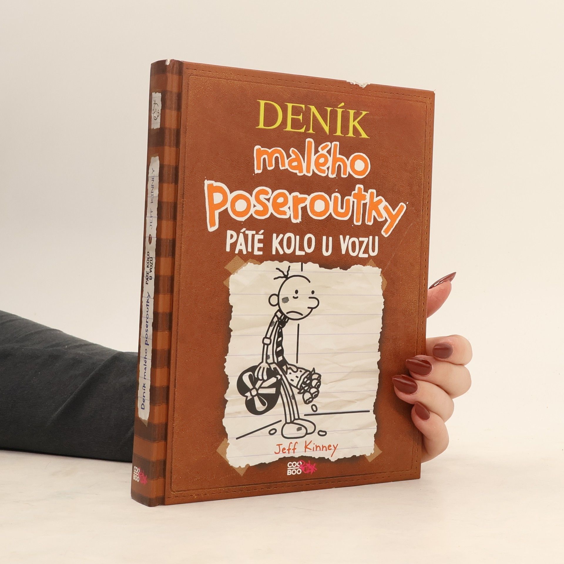 Jeff Kinney Deník malého poseroutky 7. Páté kolo u vozu