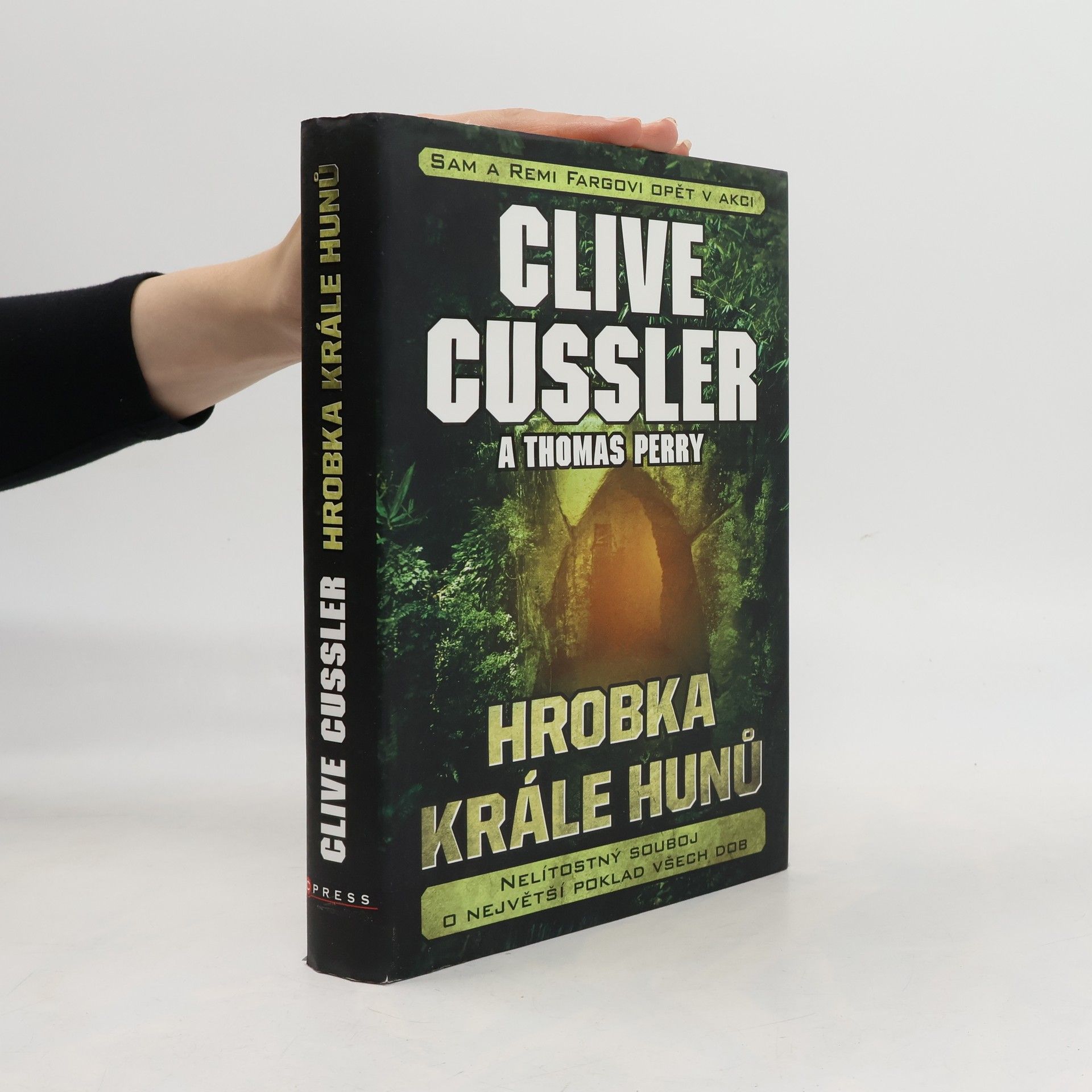 Clive Cussler Hrobka krále Hunů