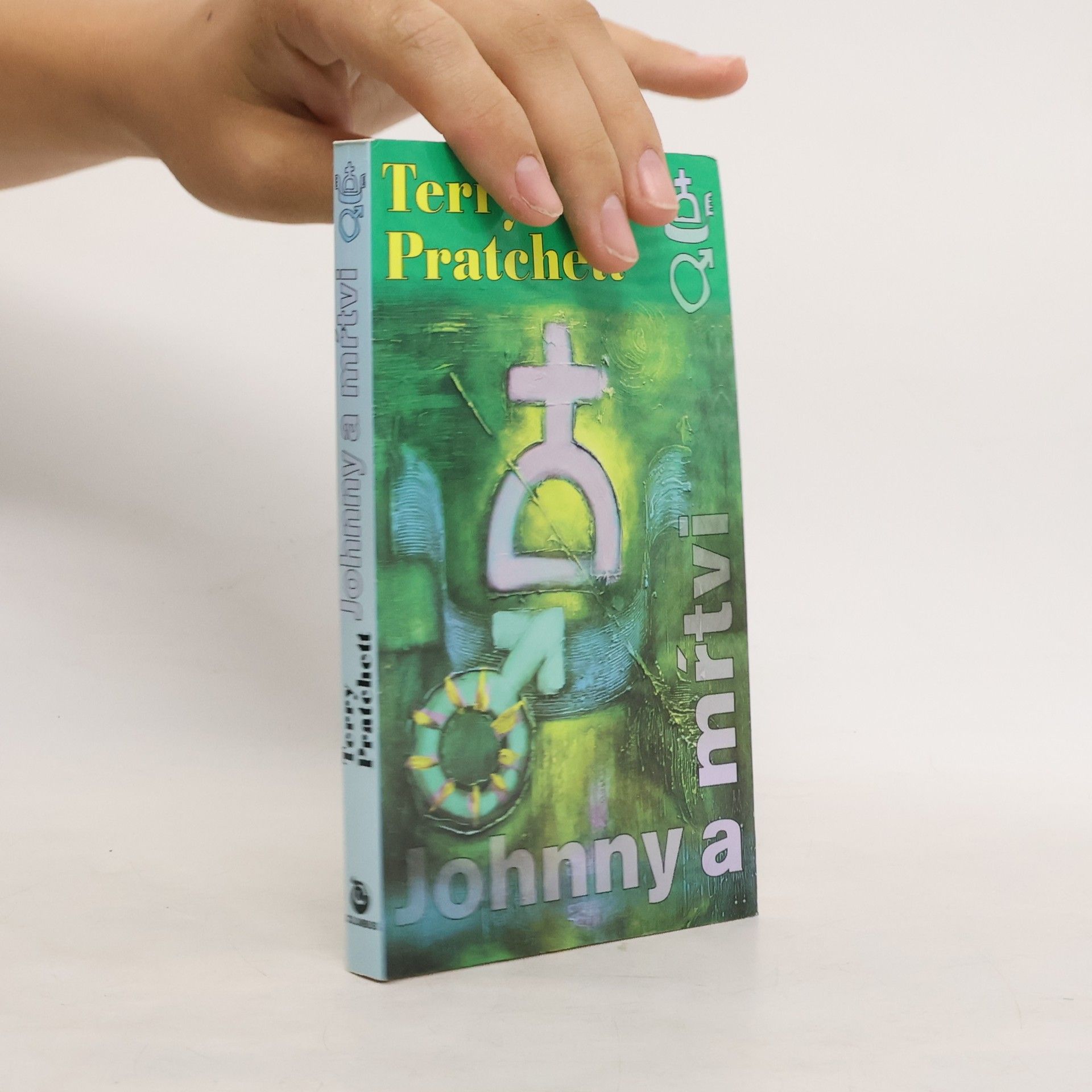 Terry Pratchett Johnny a mŕtvi