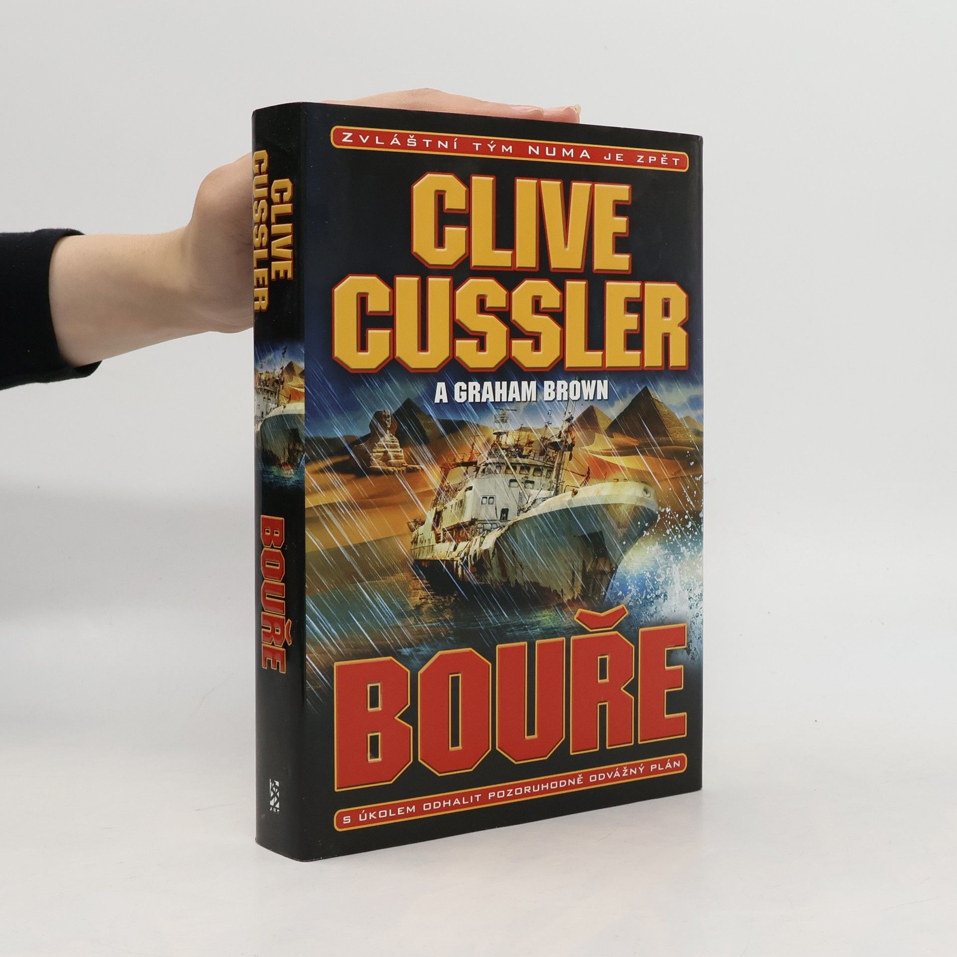Clive Cussler Bouře