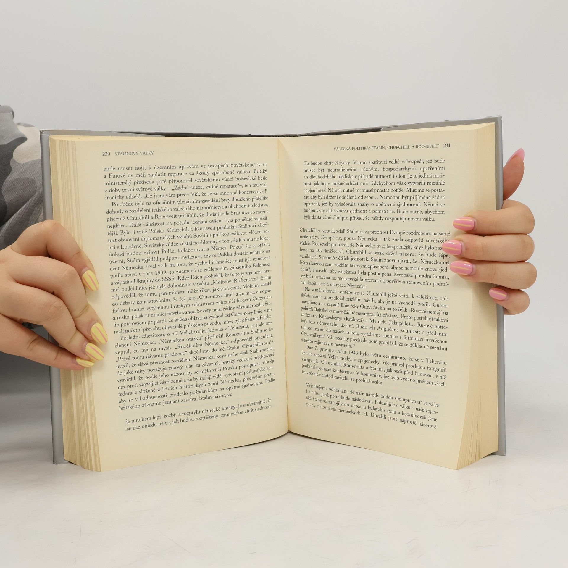 Geoffrey Roberts Stalinovy války: Od světové války ke studené válce (1939-1953)