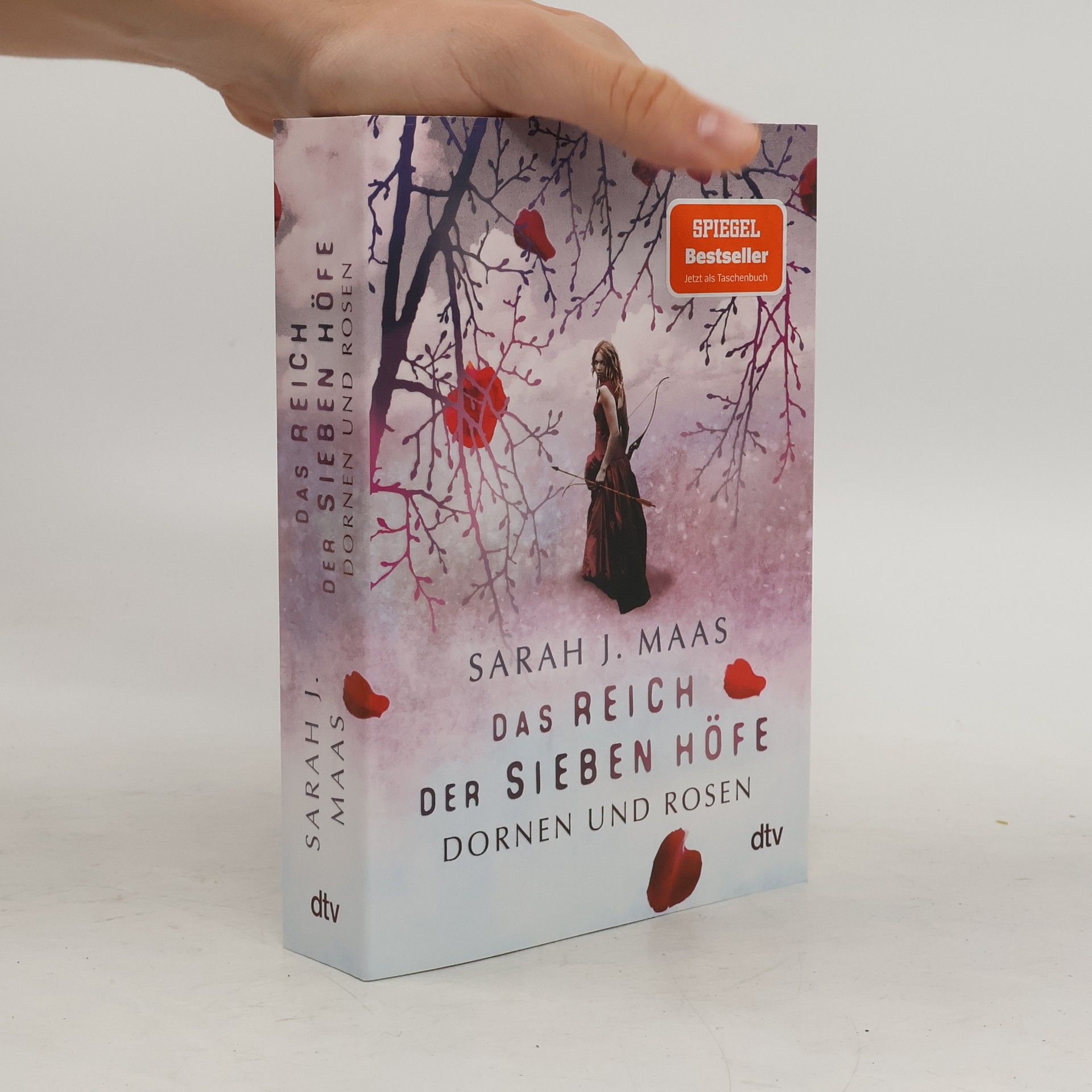 Sarah J. Maas Das Reich der sieben Höfe. Dornen und Rosen