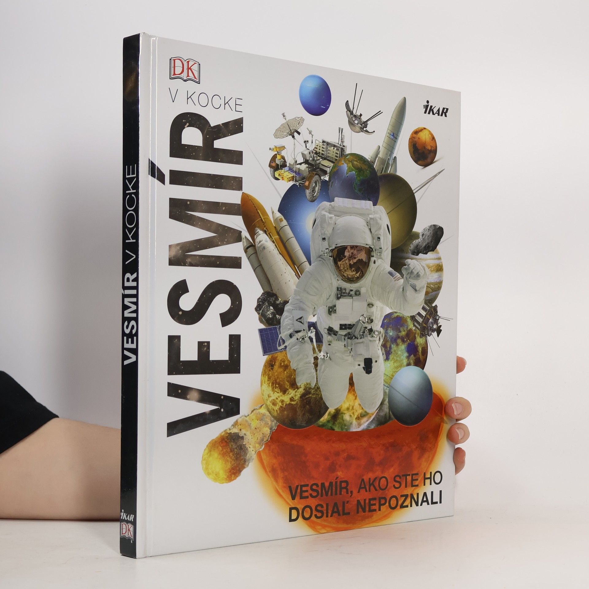 Various authors Vesmír v kocke