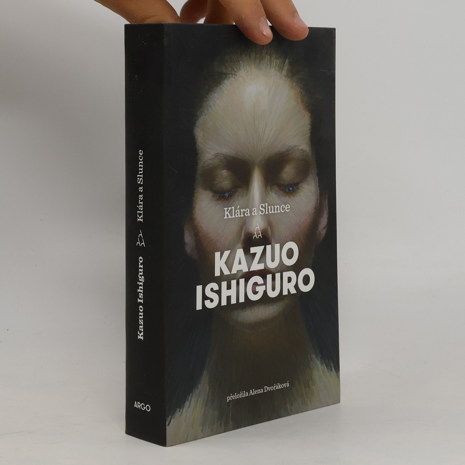 Kazuo Ishiguro Klára a Slunce