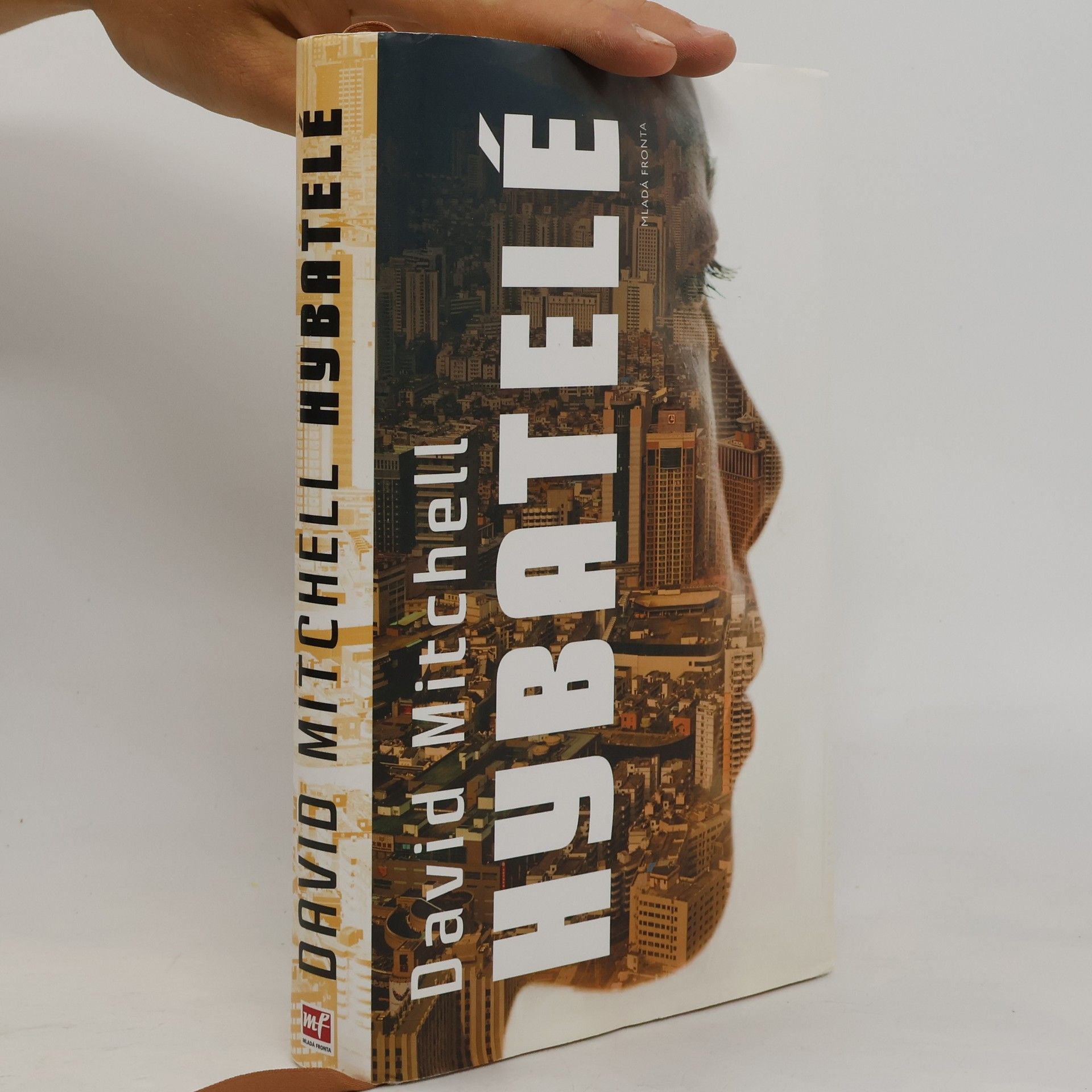David Mitchell Hybatelé : román o devíti částech