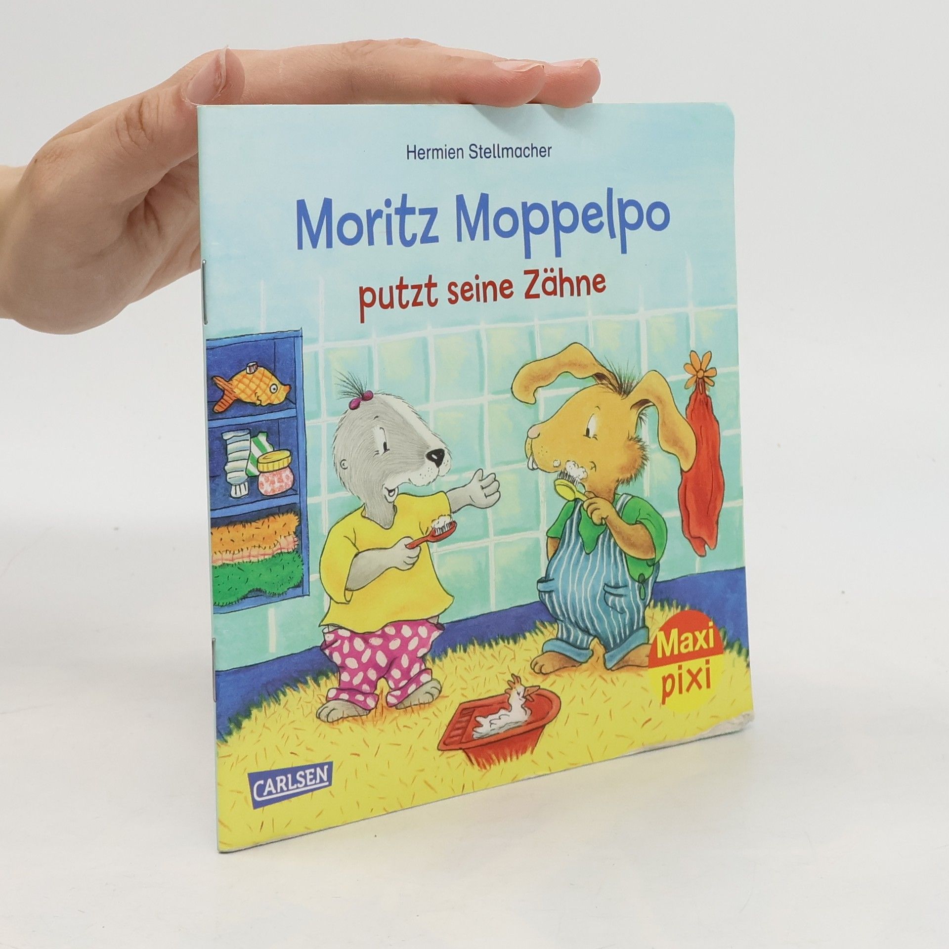 Hermien Stellmacher Moritz Moppelpo putzt seine Zähne