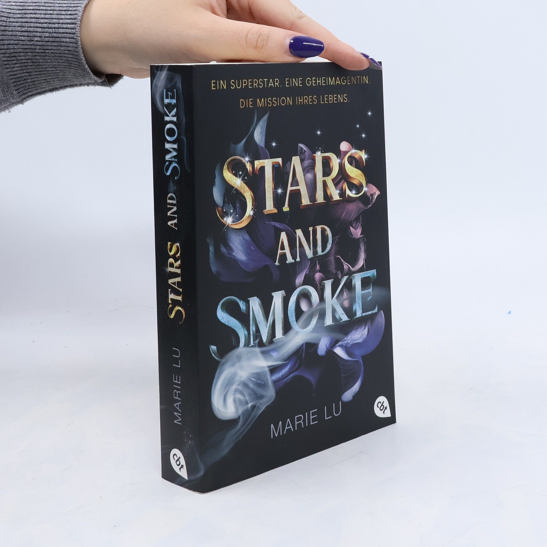 Marie Lu Stars and Smoke