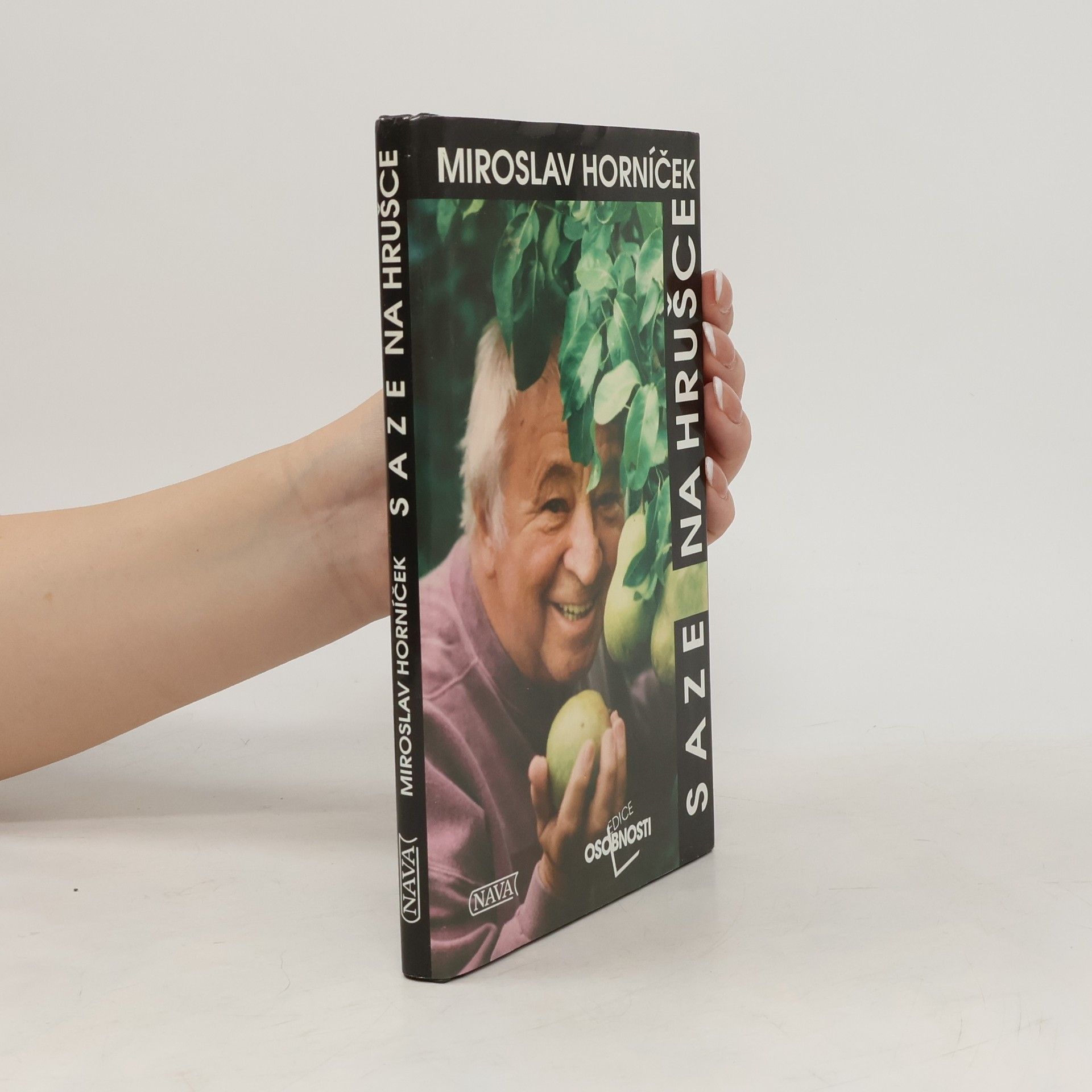Miroslav Horníček Saze na hrušce: Vzpomínky nejen na dětství