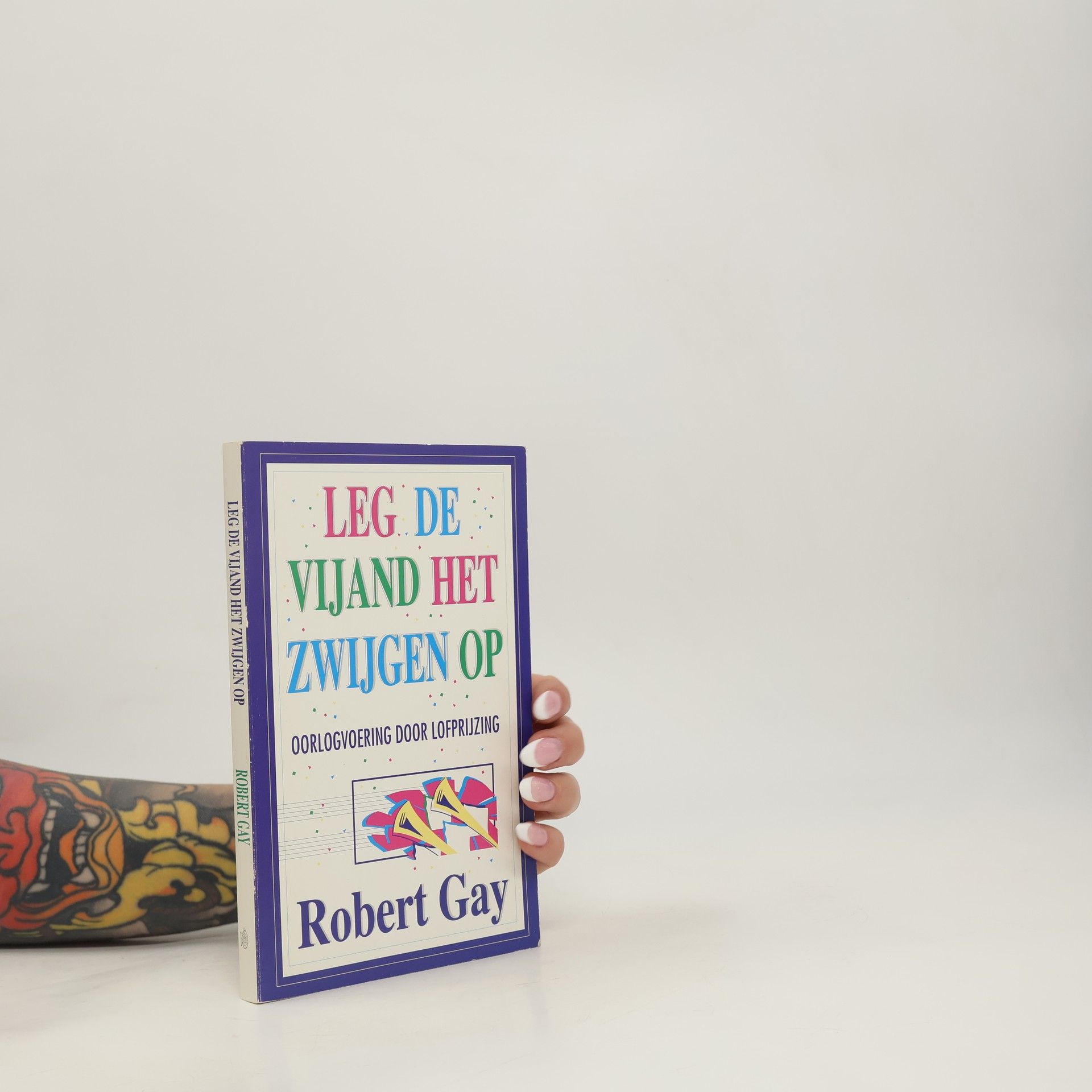 Robert Gay Leg de vijand het zwijgen op