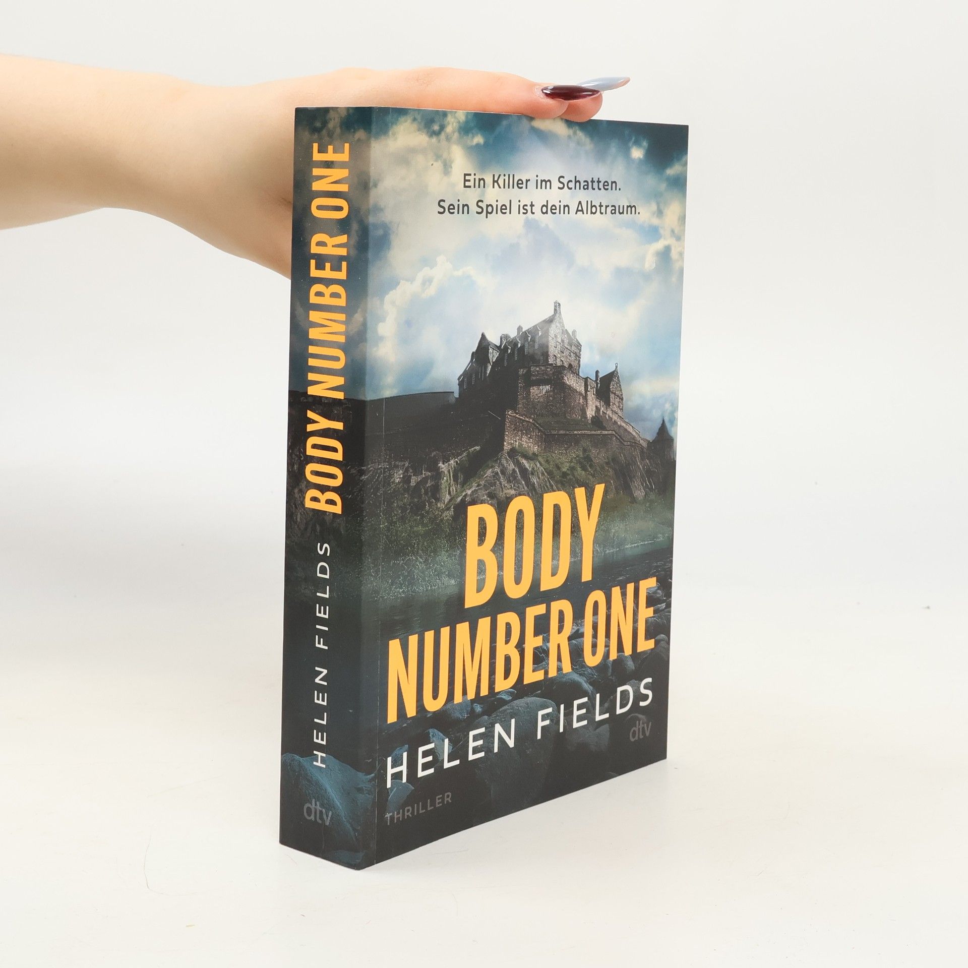Helen Fields Body Number One
