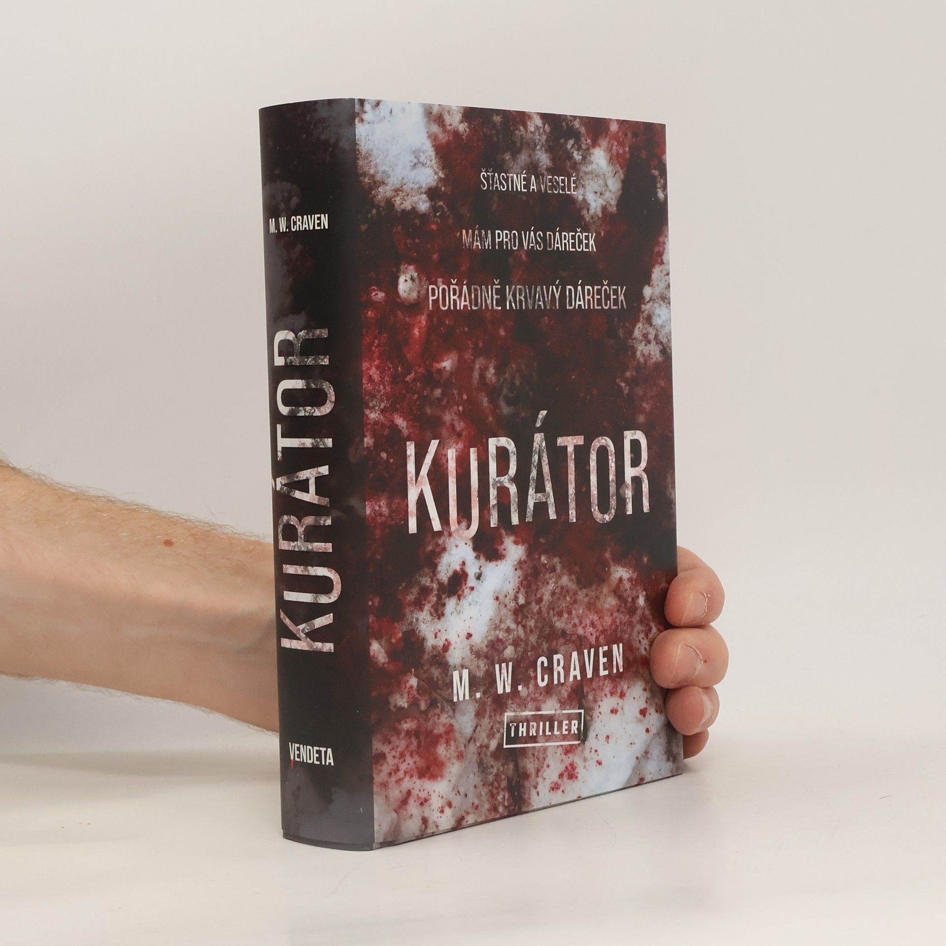 M.W. Craven Kurátor