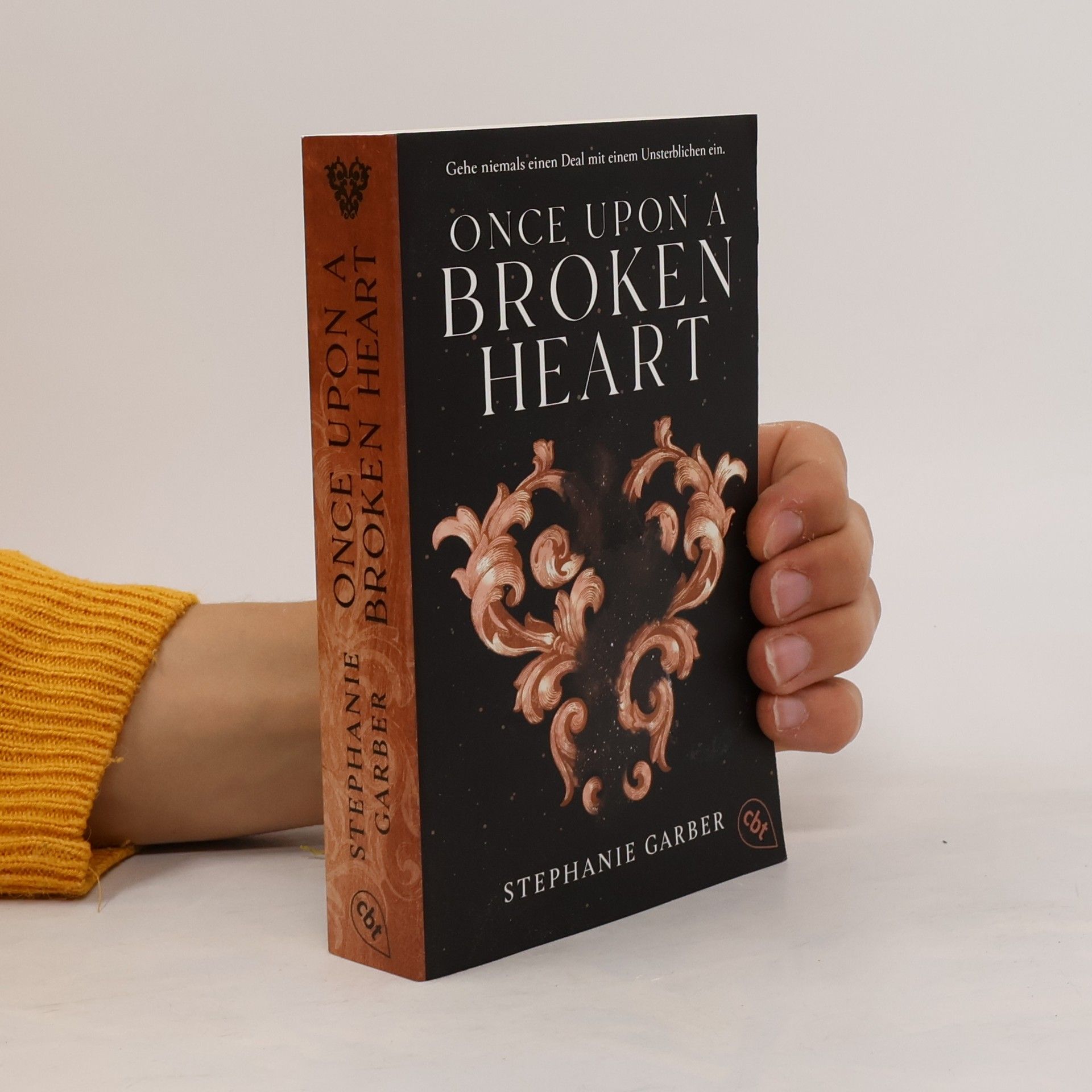 Stephanie Garber Once Upon a Broken Heart