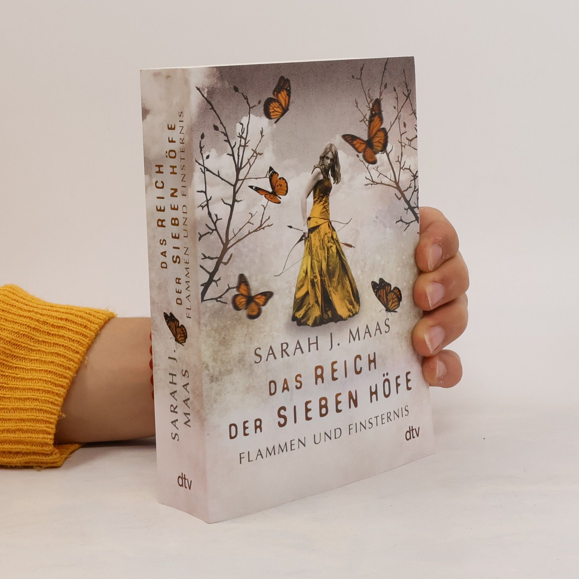 Sarah J. Maas Das Reich der Sieben Höfe. Flammen und Finsternis