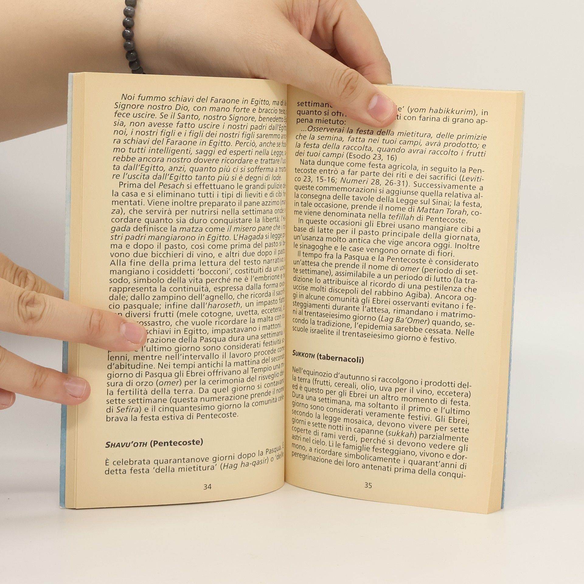 Il libro di preghiere ebraiche al Dio unico