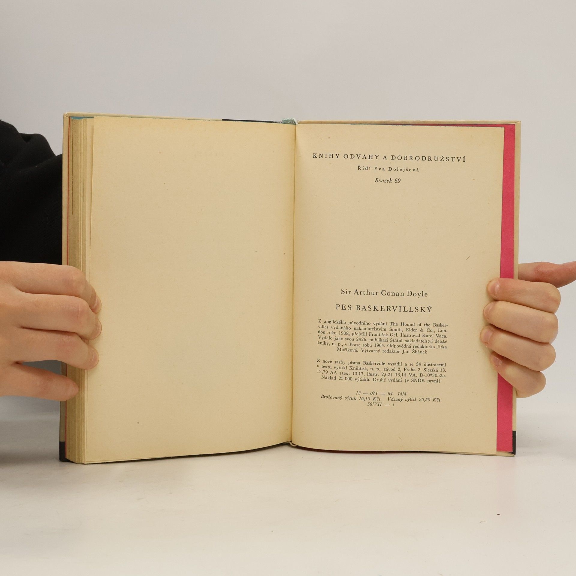 Arthur Conan Doyle Pes Baskervillský