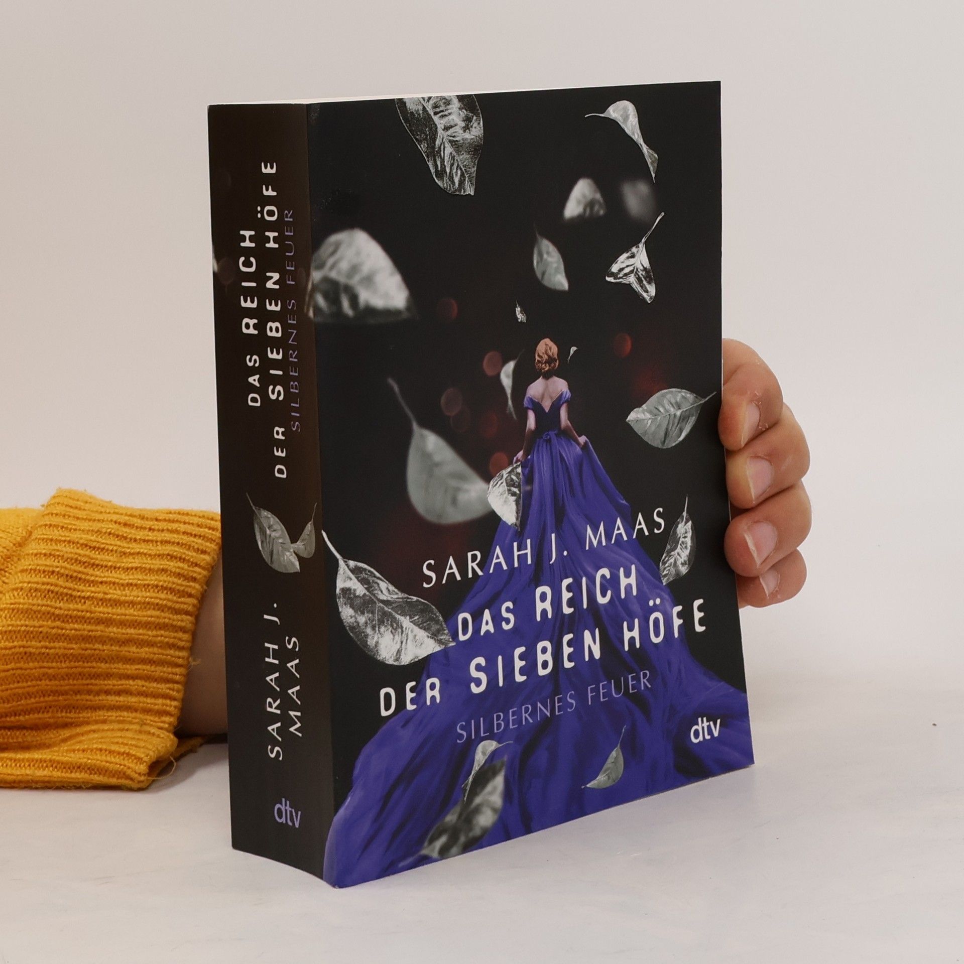 Sarah J. Maas Das Reich der sieben Höfe – Silbernes Feuer