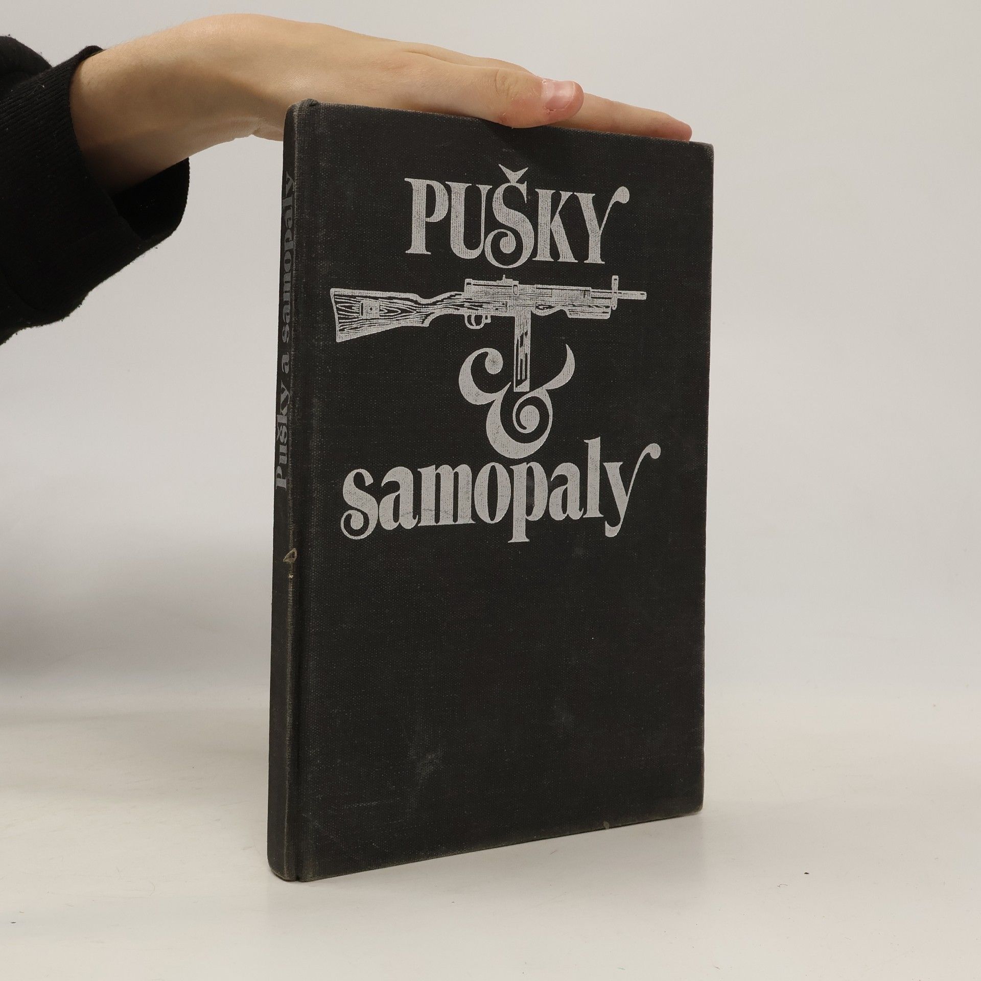 Pušky a samopaly