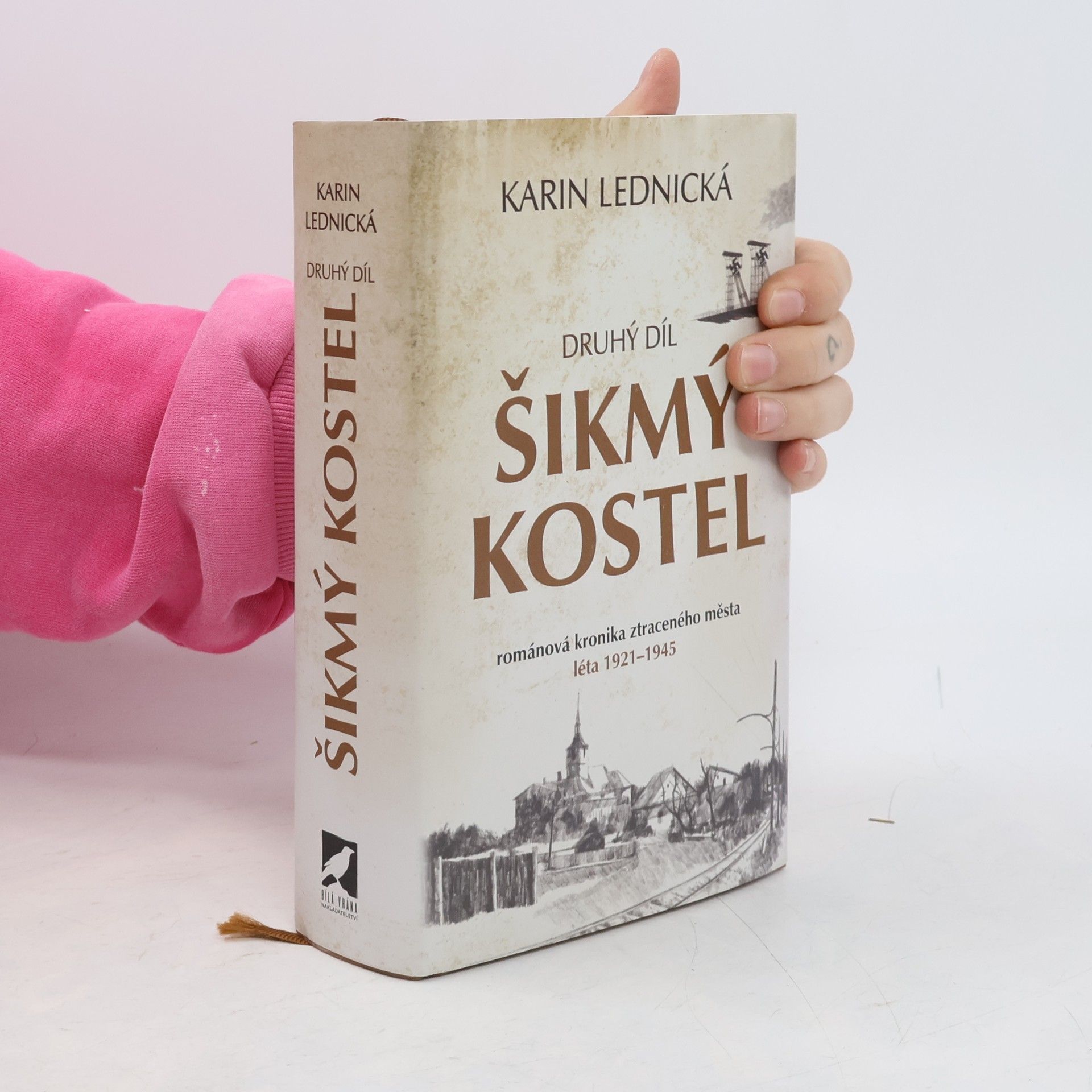 Karin Lednická Šikmý kostel 2