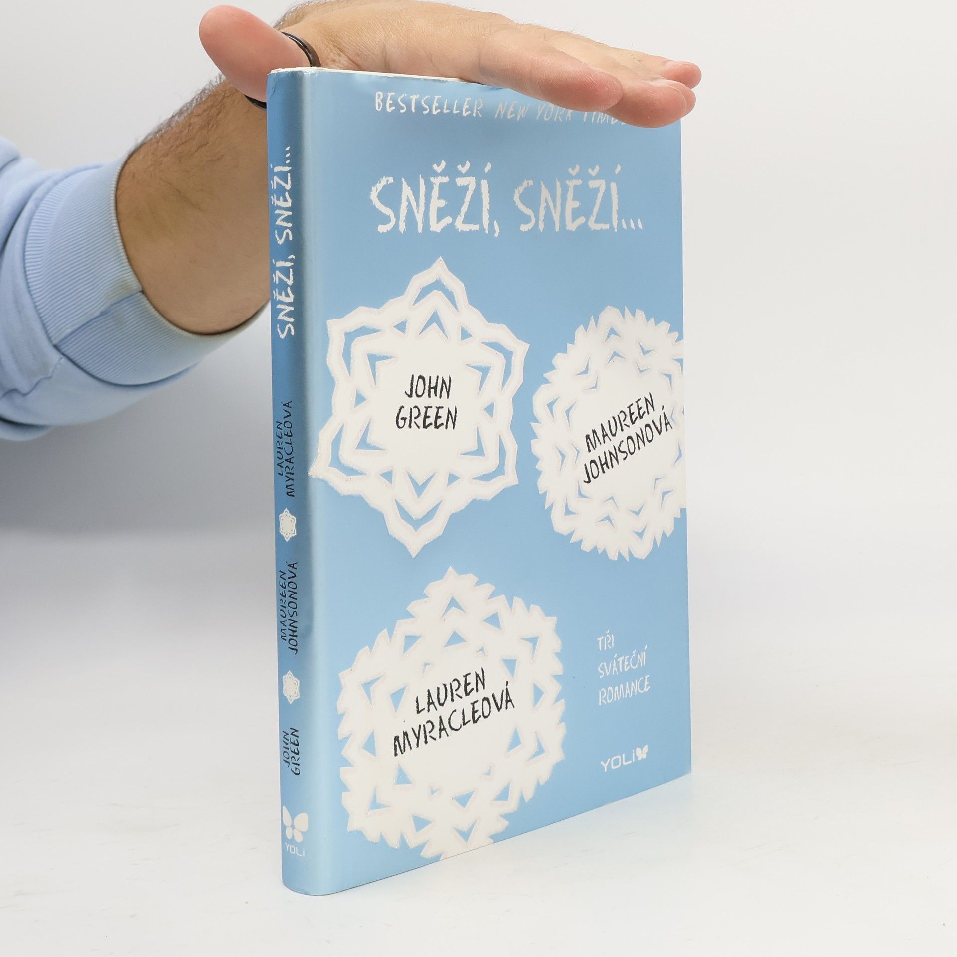 John Green Sněží, sněží... Tři sváteční romance